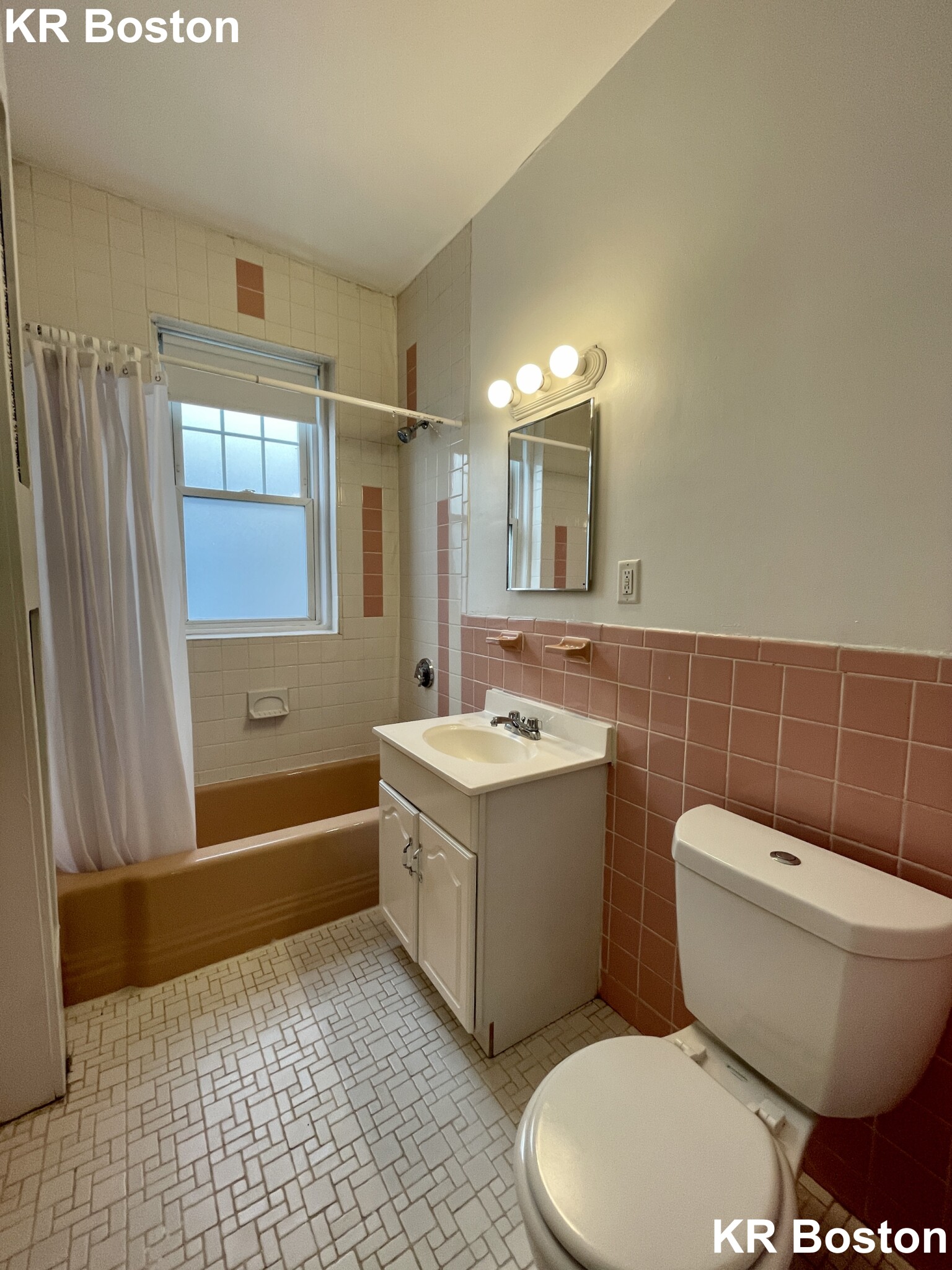 2 bed, 1 bath apartment for rent at 117 Kilsyth Rd Unit 5, Brighton — photo 5 of 12