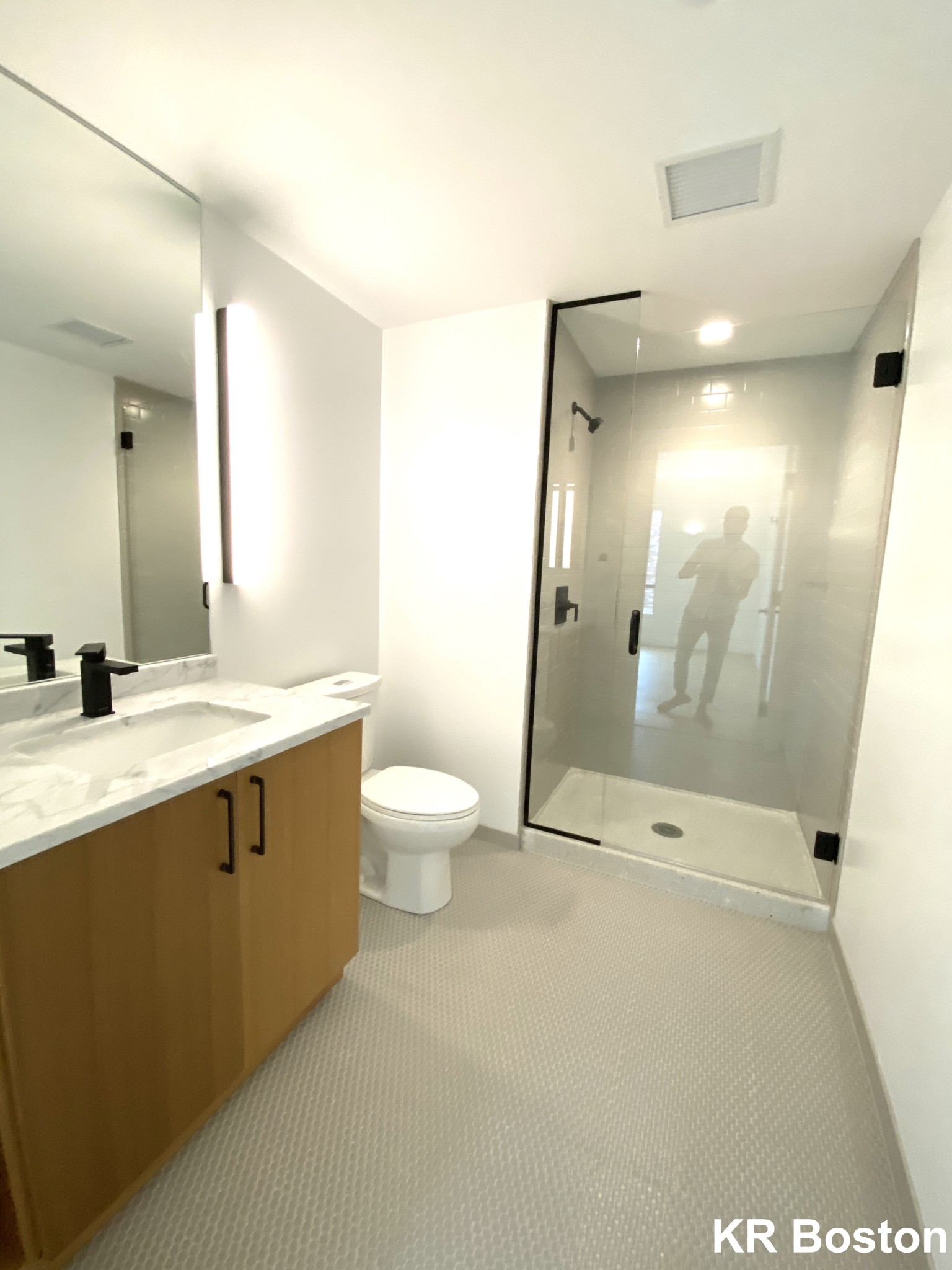 2 bed, 2 bath apartment for rent at 84 Gardner St Unit 210, Allston — photo 6 of 12
