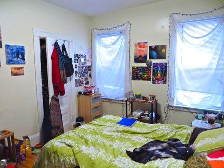 3 bed, 1 bath apartment for rent at 19 Burney St Unit 1, Mission Hill — photo 4 of 12