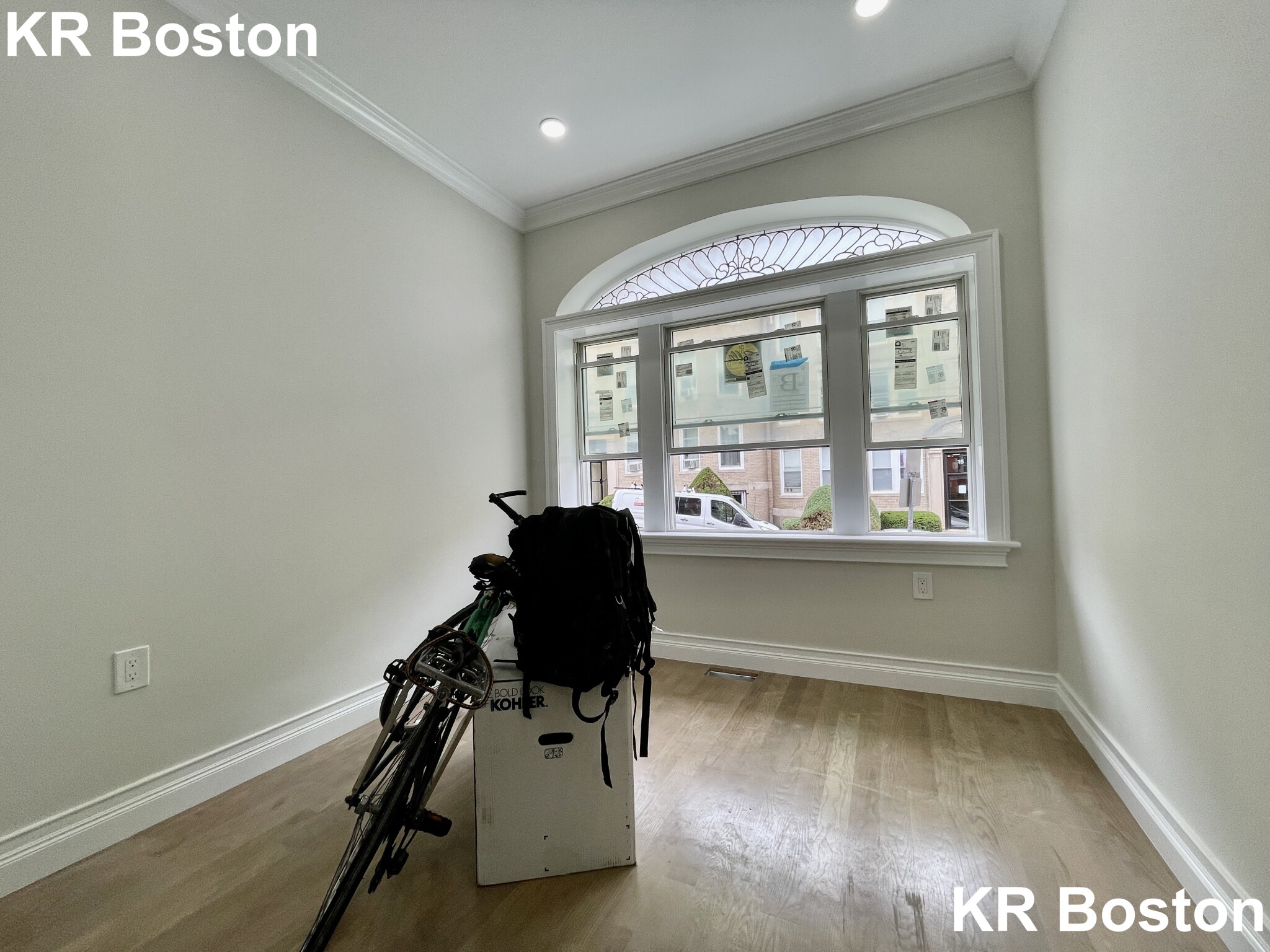 4 bed, 2 bath apartment for rent at 12 Mount Hood Rd Unit 1, Brighton — photo 4 of 7