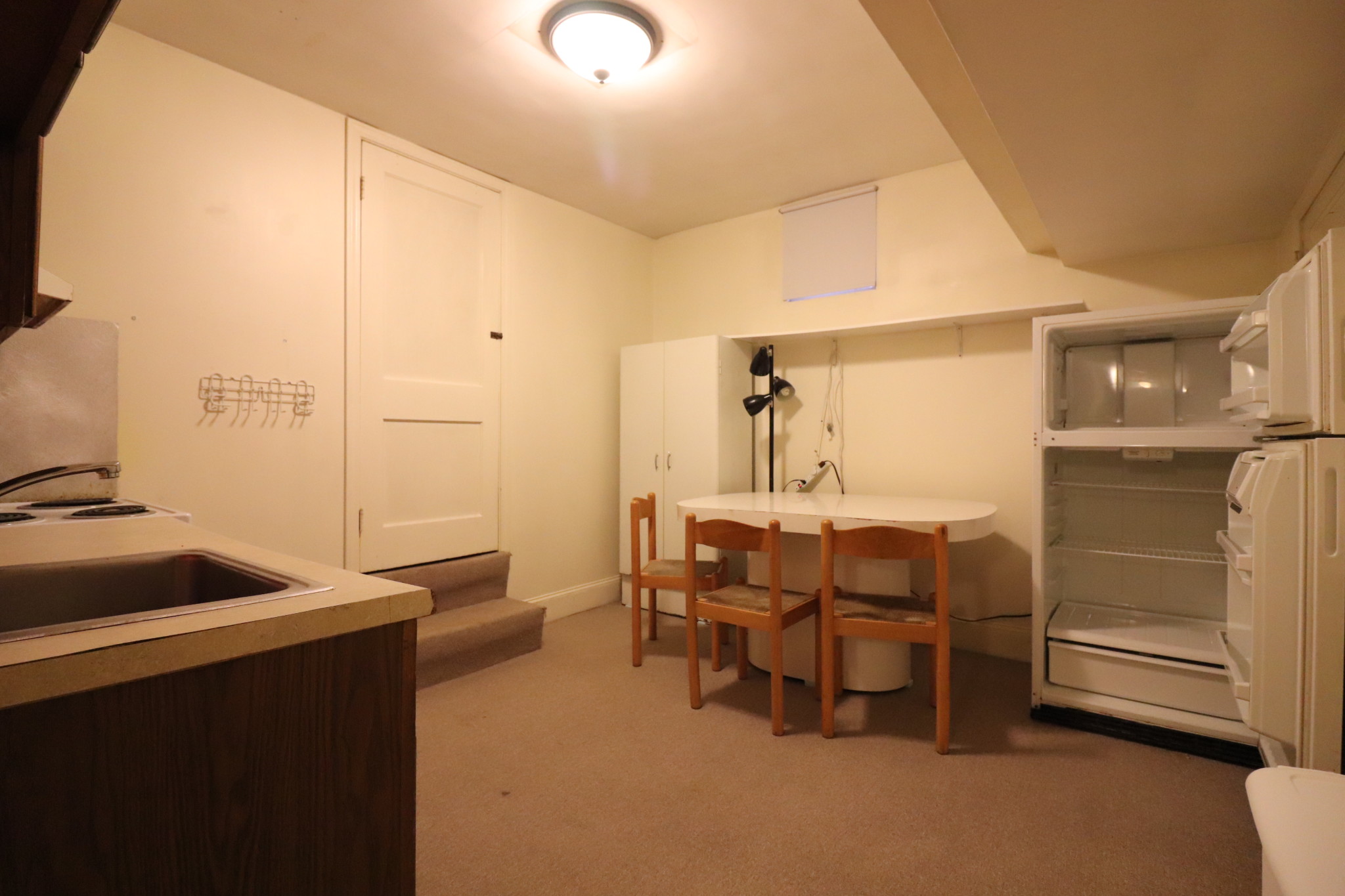 2 bed, 1 bath apartment for rent at 40 Blake Rd Unit B, Brookline Hills — photo 4 of 18
