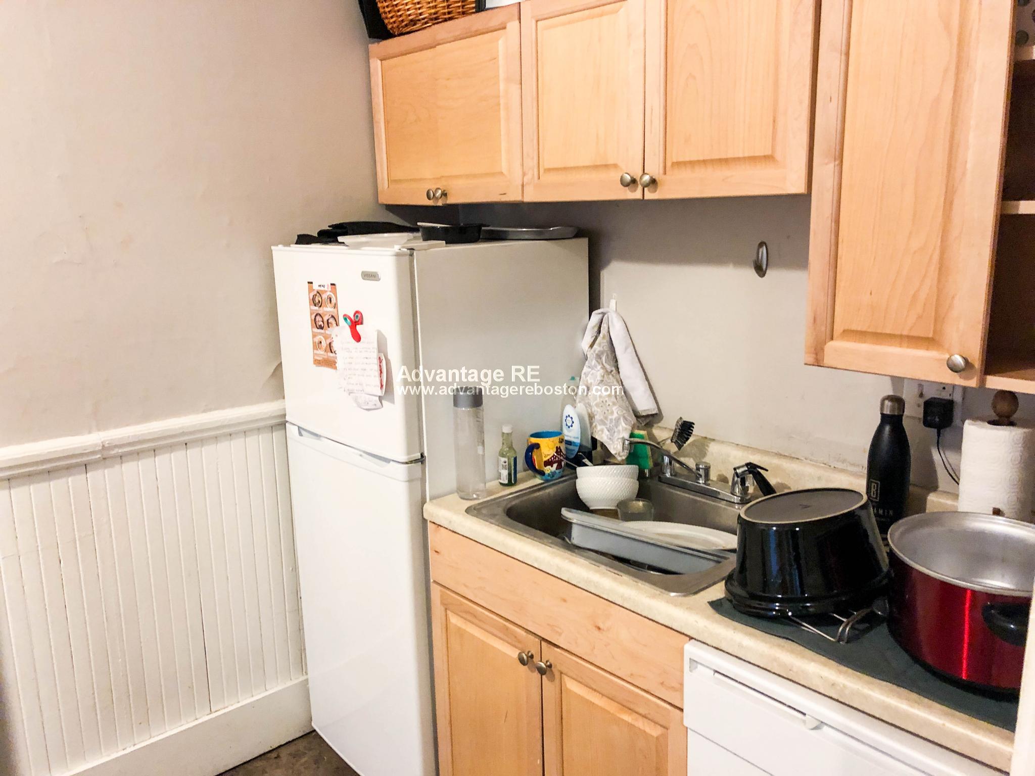 2 bed, 1 bath apartment for rent at 1056 Commonwealth Ave Unit 20, Allston — photo 5 of 20