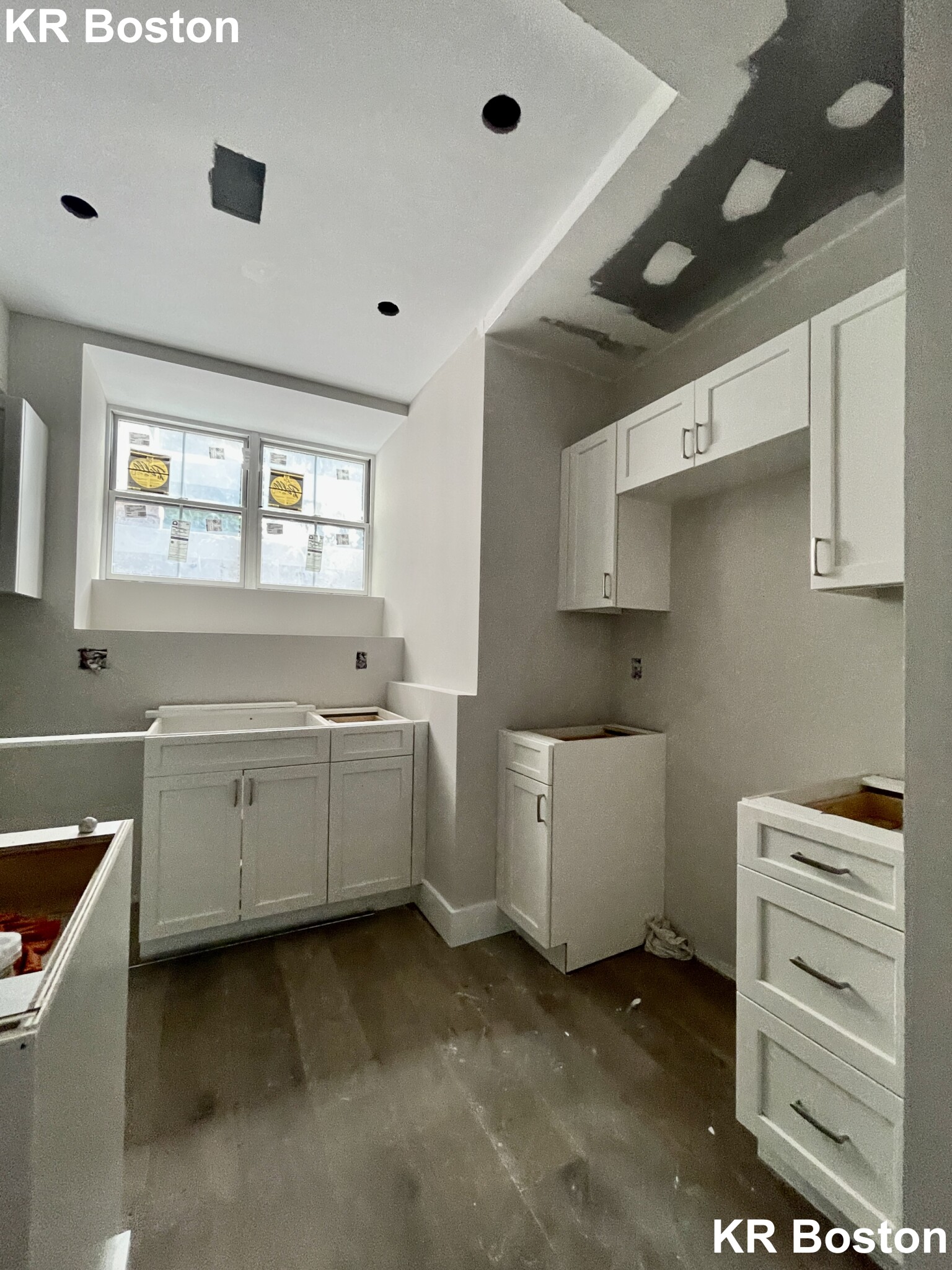 3 bed, 2 bath apartment for rent at 16 Reedsdale St Unit 1, Allston — photo 1 of 5