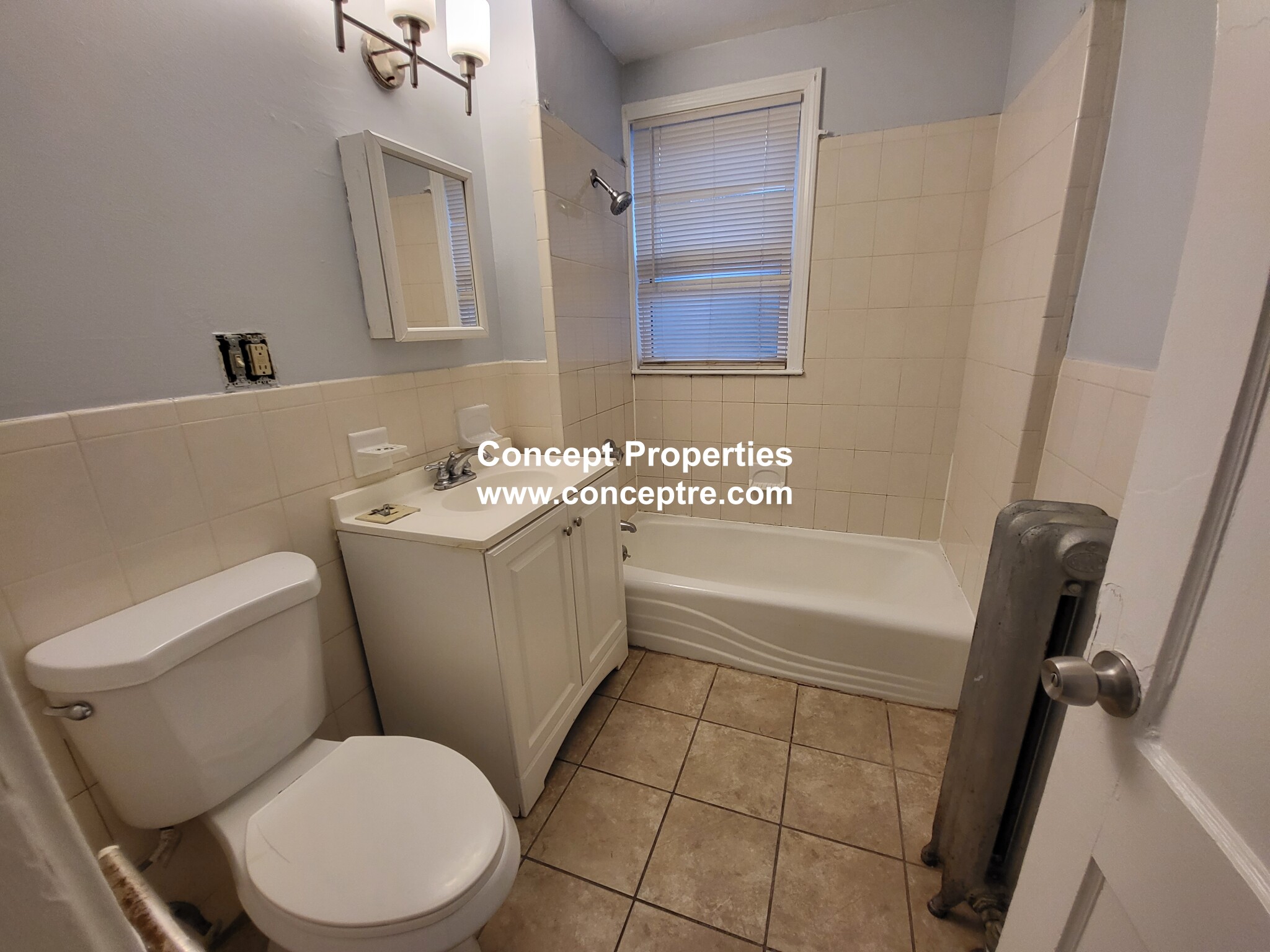 3 bed, 1 bath apartment for rent at 146 Chester Ave Unit 1, Chelsea — photo 4 of 27