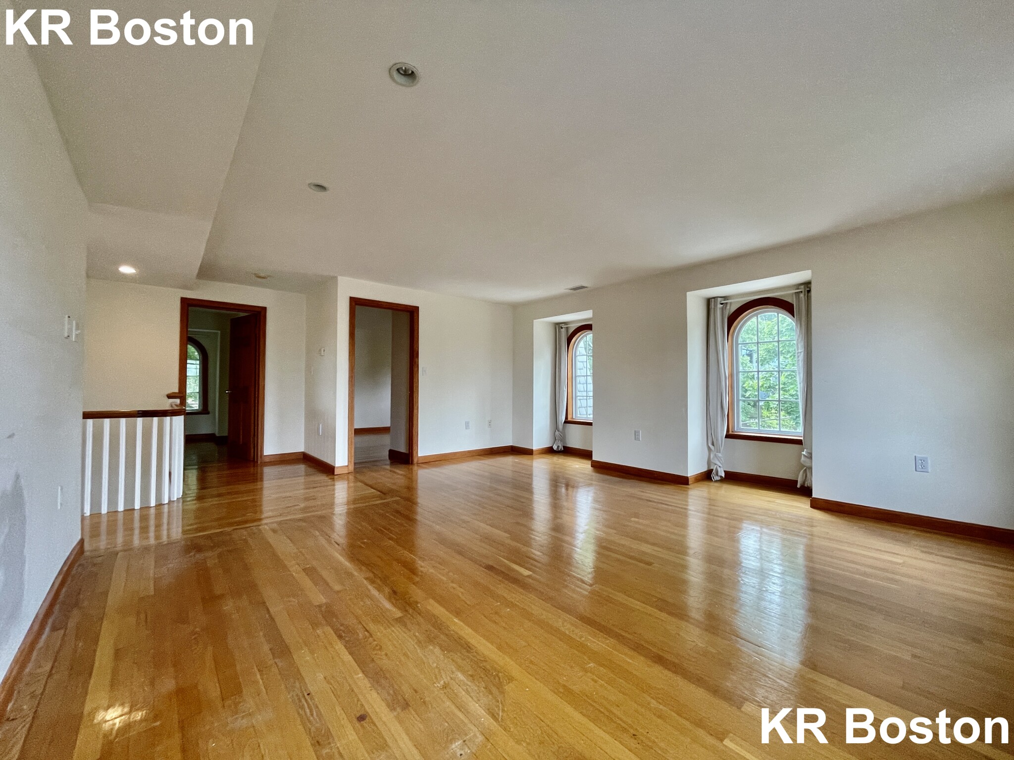 5 bed, 2.5 bath apartment for rent at 43 Rawson Rd Unit 0, Washington Square — photo 3 of 16
