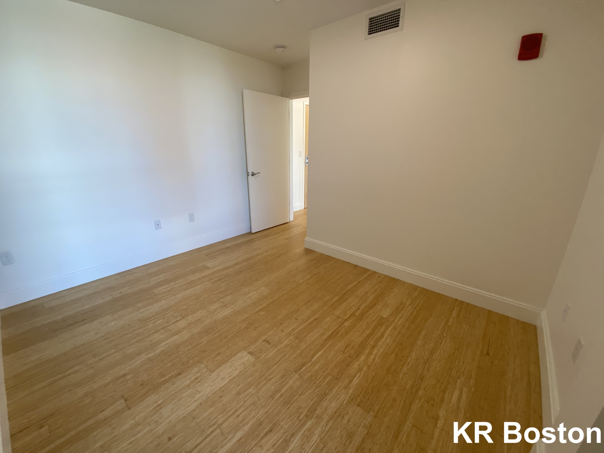2 bed, 2 bath apartment for rent at 44 Malvern St Unit 601, Allston — photo 14 of 17