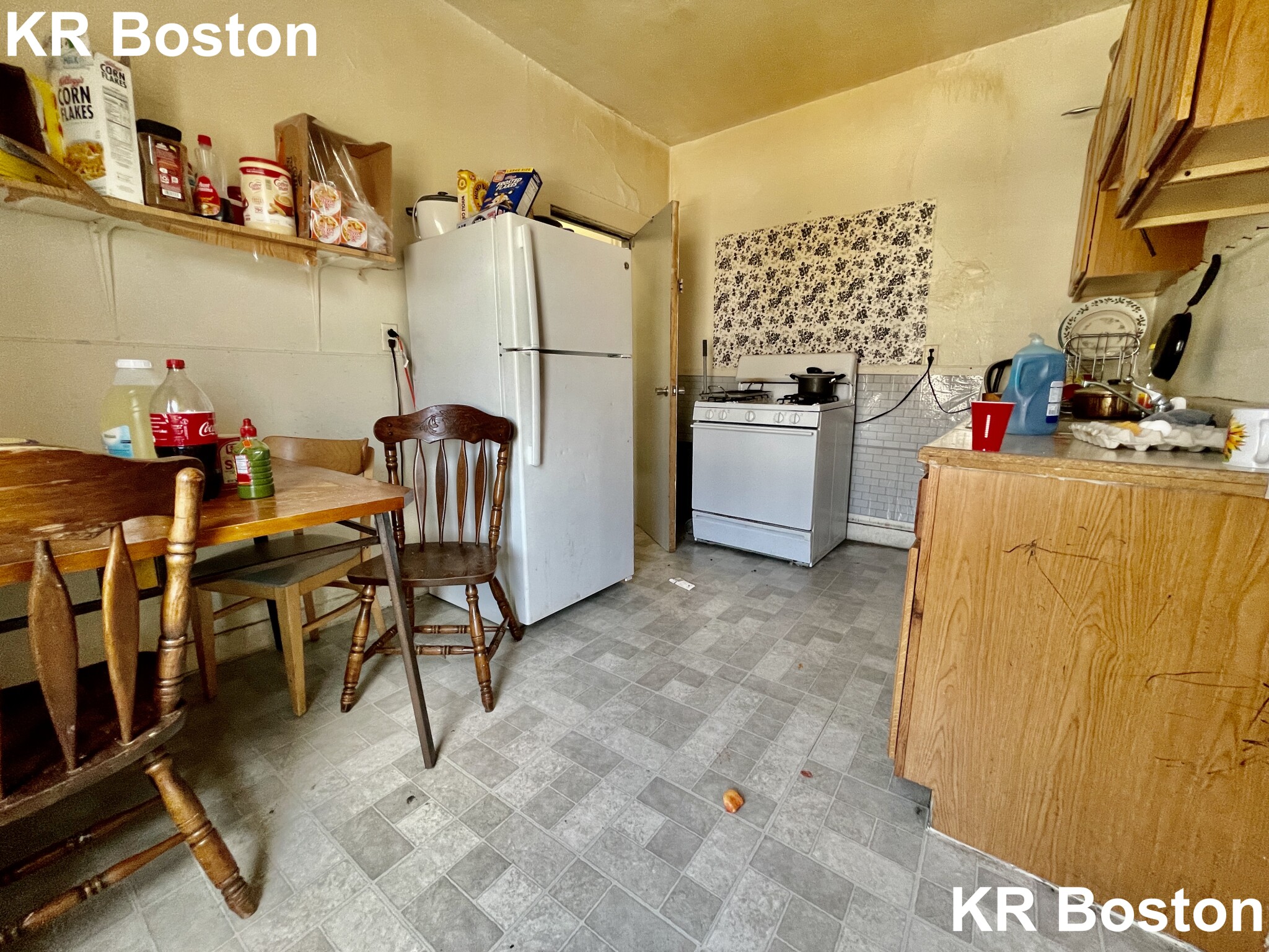 5 bed, 1 bath apartment for rent at 199 Harvard Ave Unit 3, Allston — photo 6 of 6