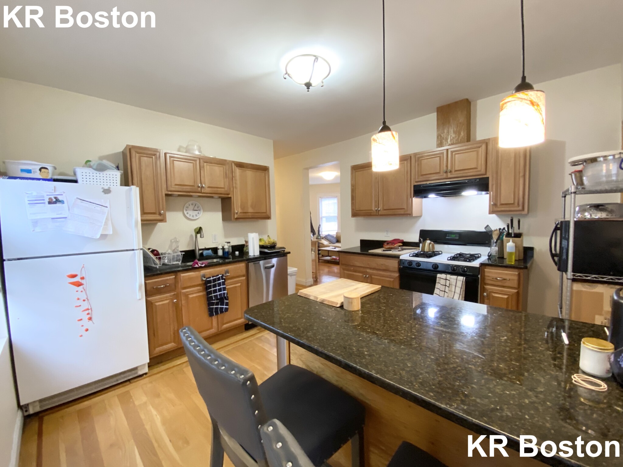 3 bed, 1.5 bath apartment for rent at 47 Easton St Unit 2, Allston — photo 31 of 46