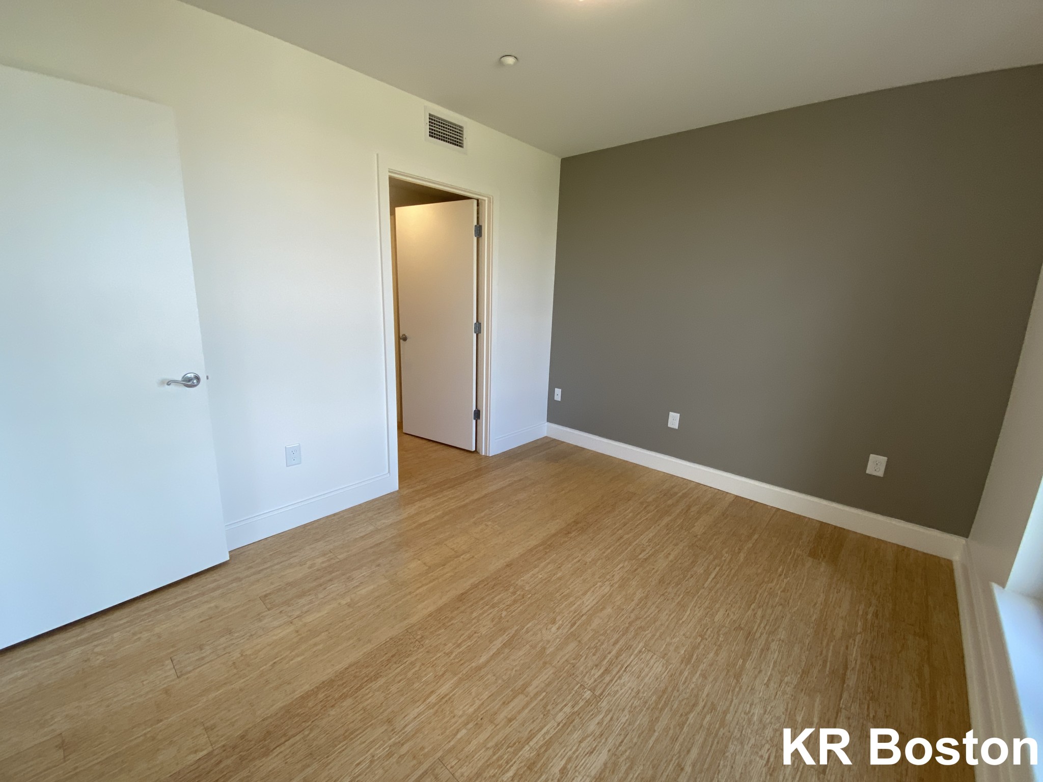 2 bed, 2 bath apartment for rent at 44 Malvern St Unit 601, Allston — photo 16 of 17