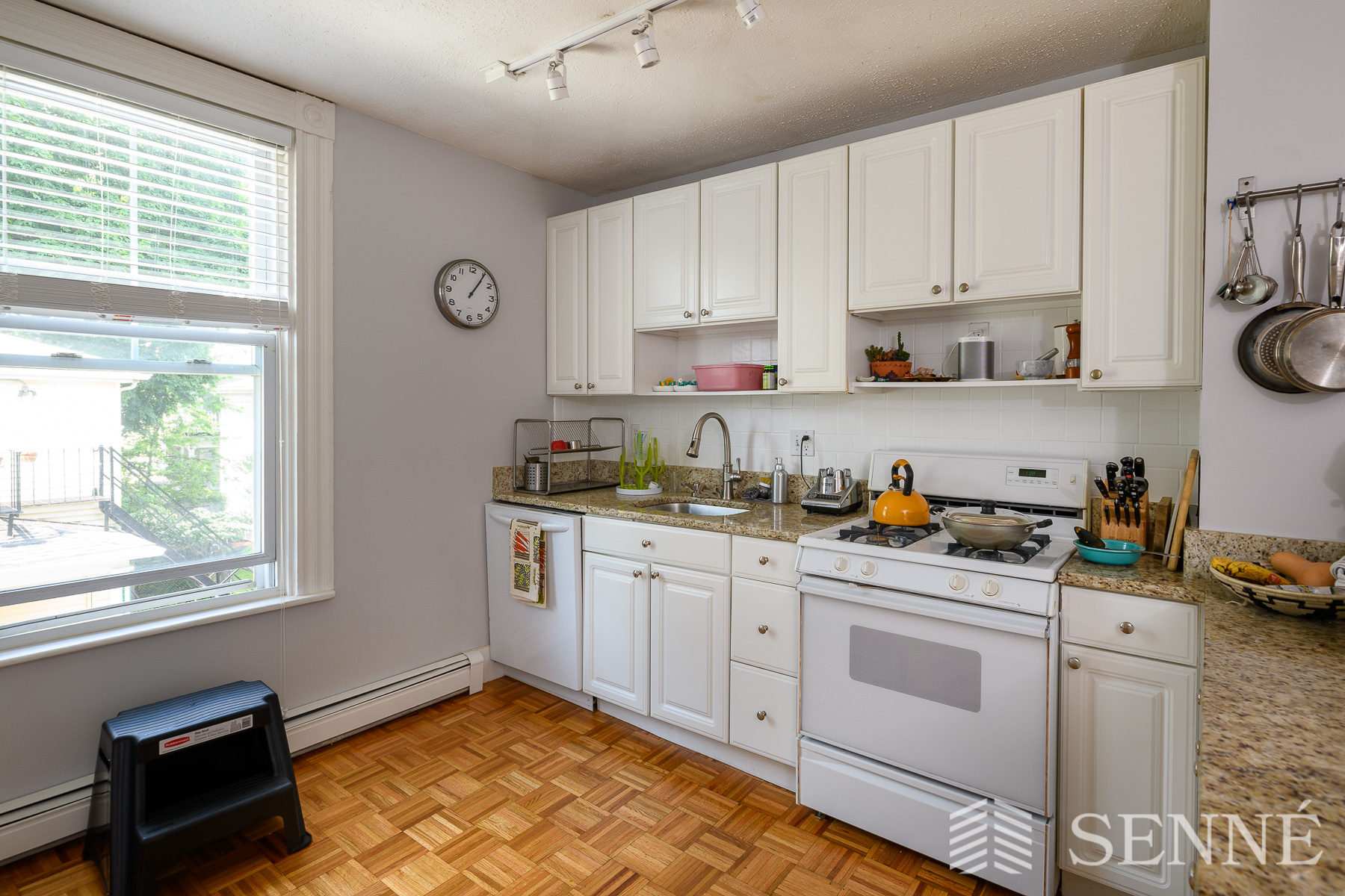 2 bed, 1 bath apartment for rent at 11 Pleasant Ave Unit 2, Prospect Hill — photo 11 of 11