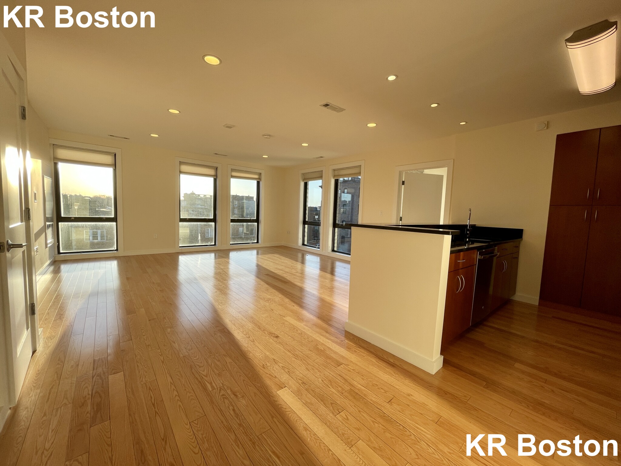 2 bed, 1 bath apartment for rent at 9 Miner St Unit 502, Fenway — photo 5 of 8