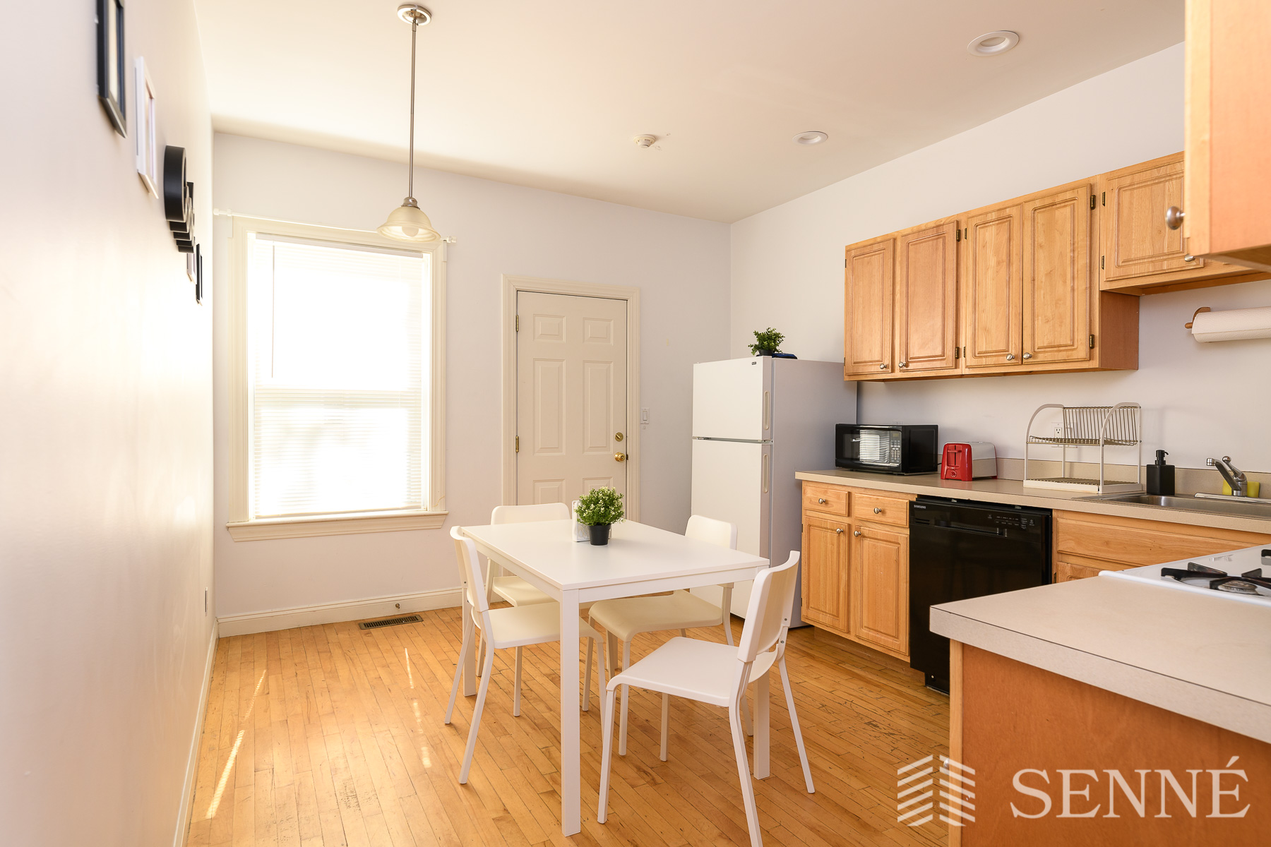 2 bed, 1 bath apartment for rent at 250 Somerville Ave Unit 1R, Union Square — photo 2 of 14