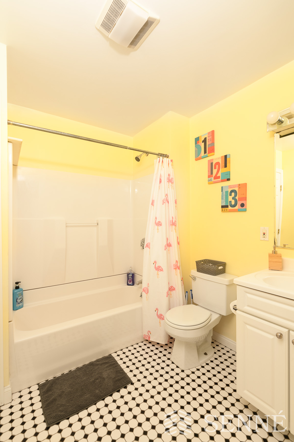 2 bed, 1 bath apartment for rent at 250 Somerville Ave Unit 1R, Union Square — photo 3 of 14