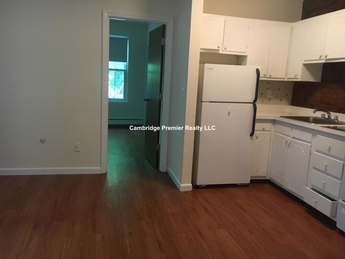 1 bed, 1 bath apartment for rent at 70 South St Unit 4, Jamaica Plain — photo 4 of 4