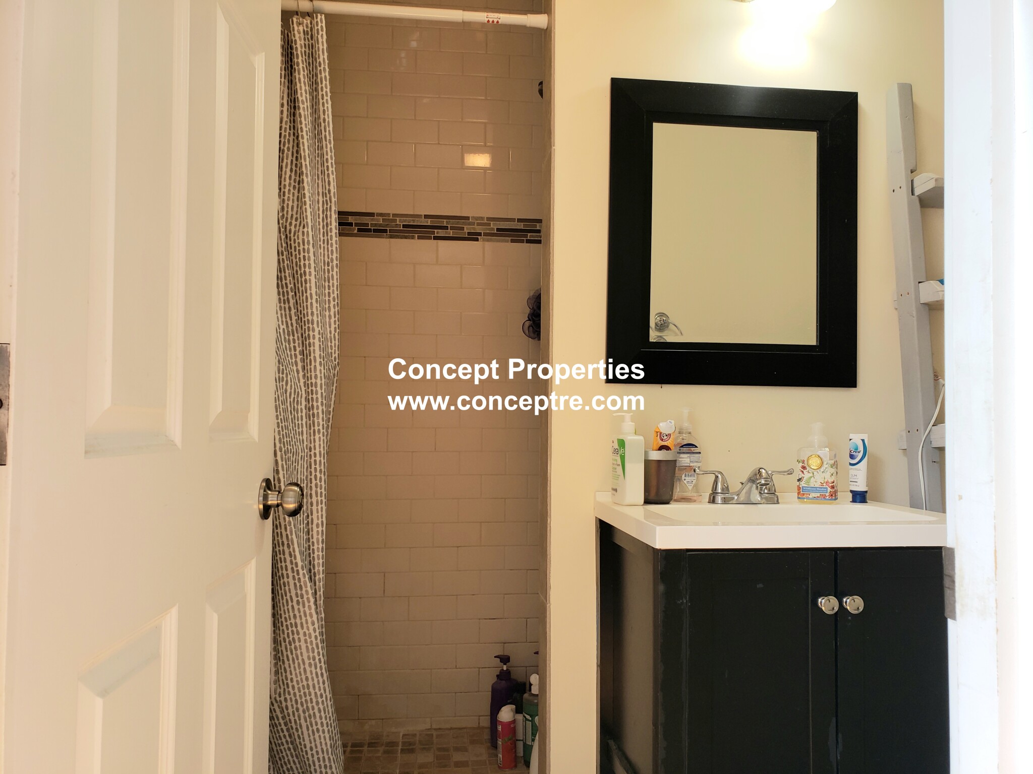 5 bed, 2 bath apartment for rent at 126 Saratoga St Unit 2A, East Boston — photo 30 of 39