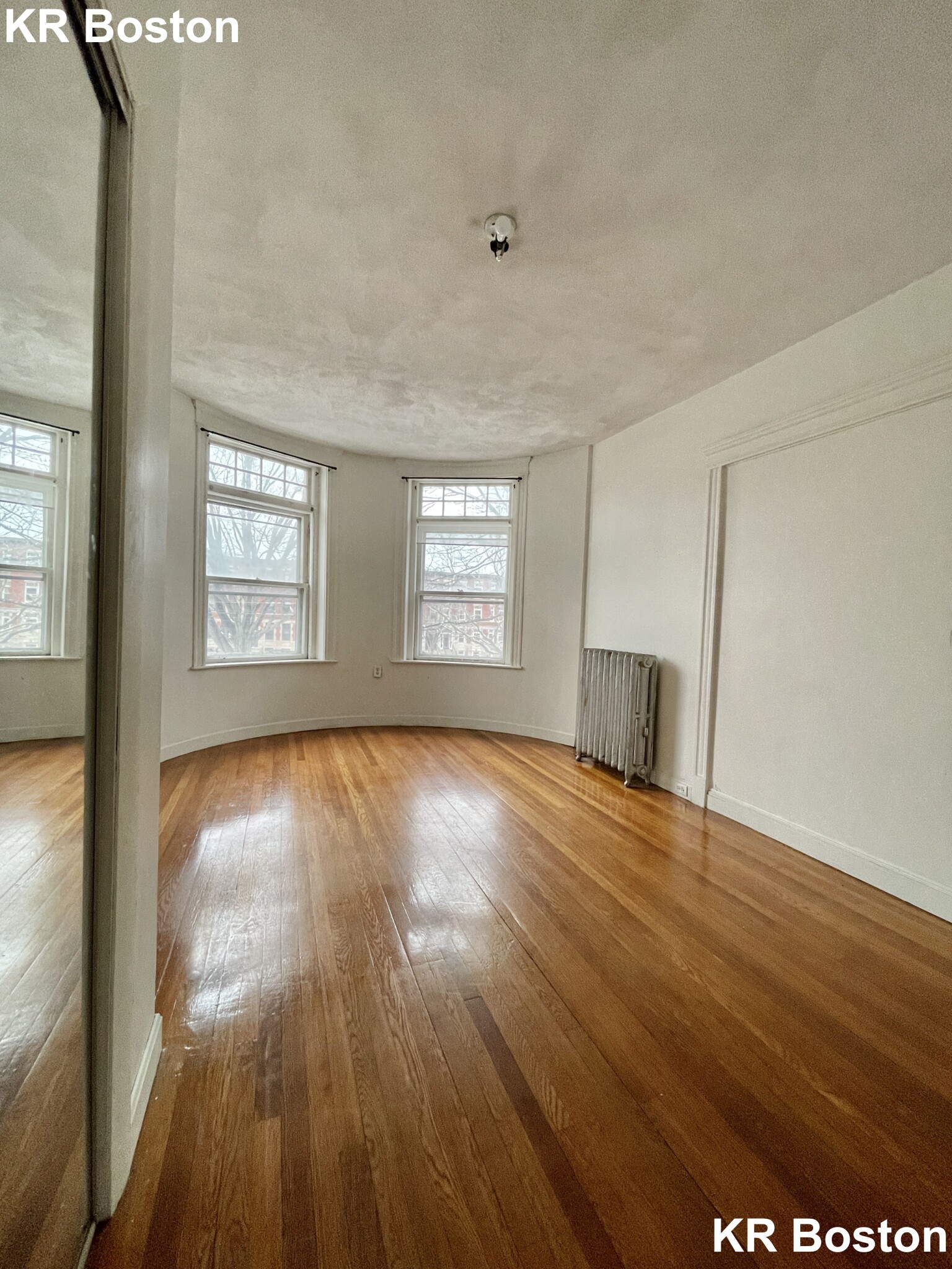 5 bed, 2 bath apartment for rent at 1900 Beacon St Unit 2, Chestnut Hill — photo 10 of 17