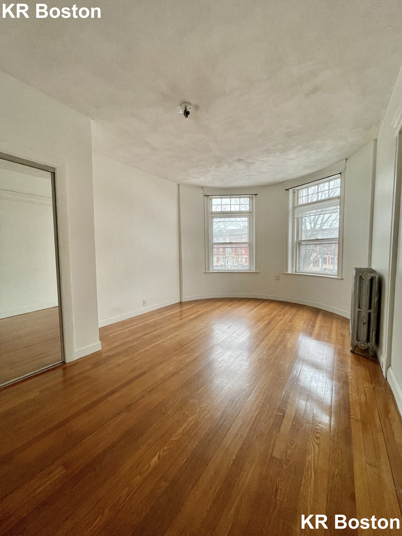 5 bed, 2 bath apartment for rent at 1907 Beacon St Unit 2, Chestnut Hill — photo 13 of 20