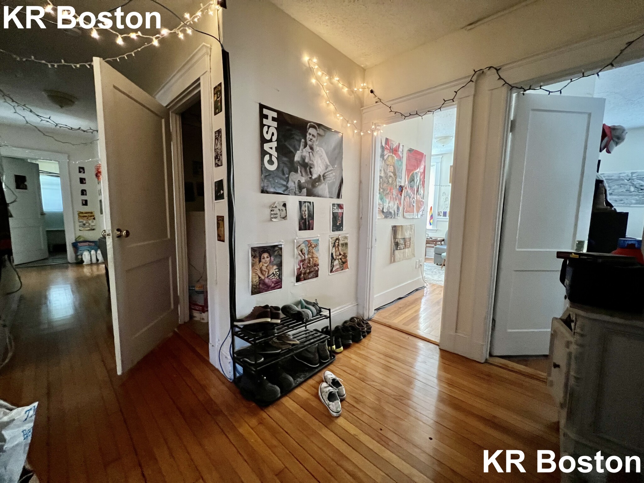 4 bed, 2 bath apartment for rent at 9 Barrows St Unit 2, Allston — photo 2 of 4