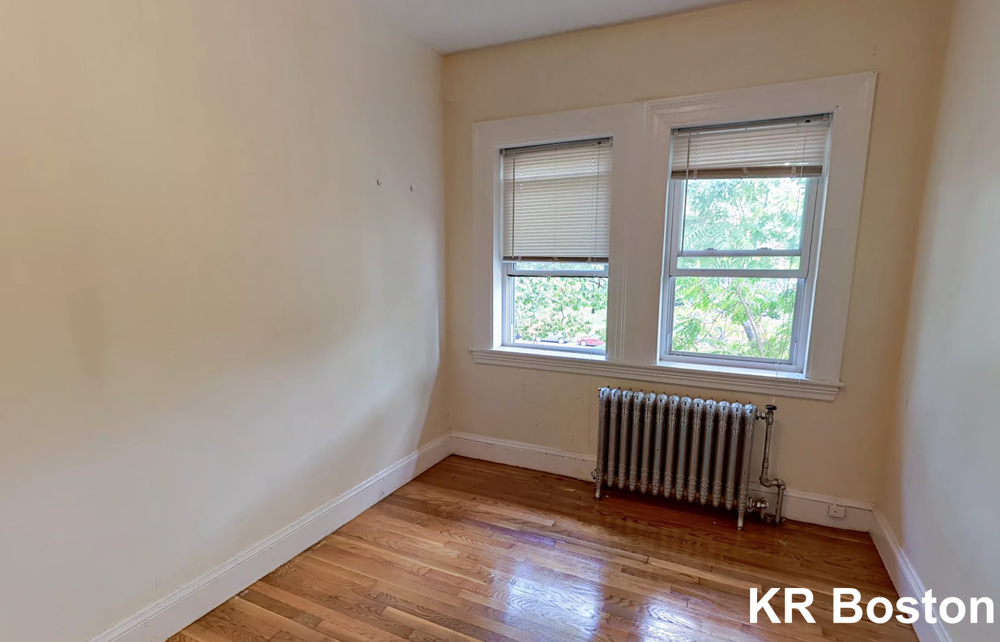 7 bed, 2 bath apartment for rent at 1777 Commonwealth Ave Unit 2, Brighton — photo 7 of 10