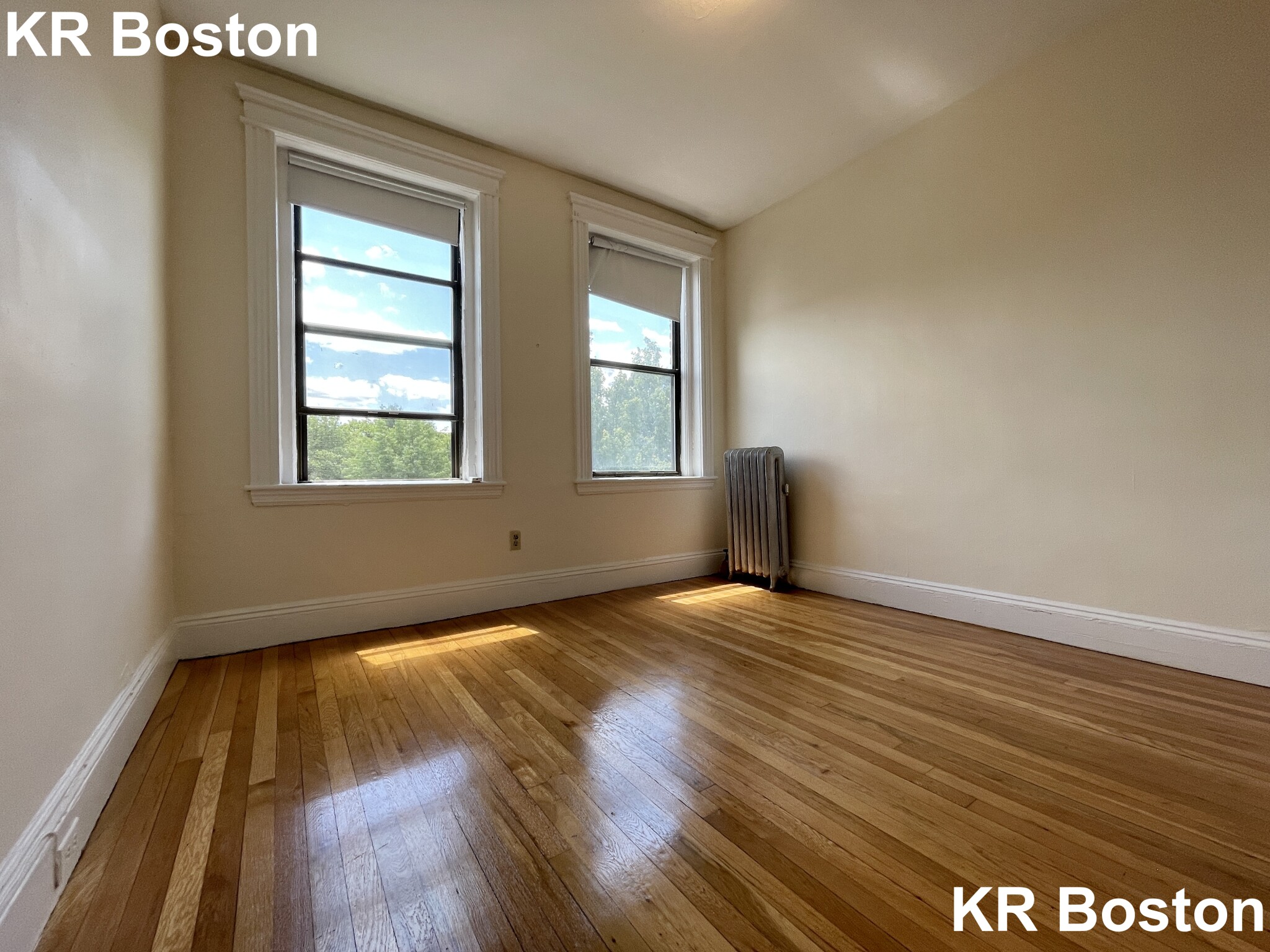 Studio bed, 1 bath apartment for rent at 1153 Commonwealth Ave Unit 48, Brighton — photo 4 of 8