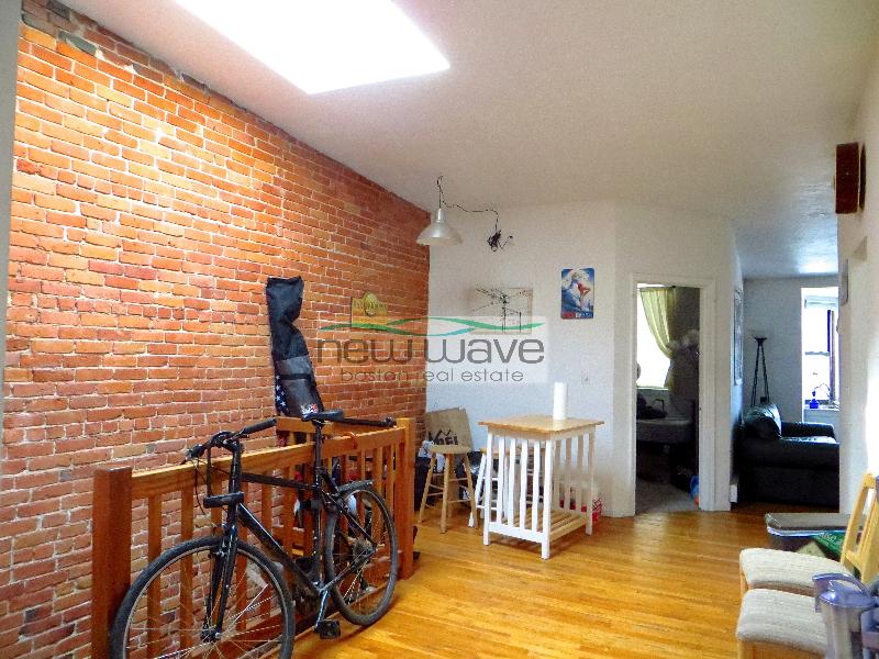 3 bed, 1 bath apartment for rent at 752 Tremont St Unit 4, South End — photo 6 of 20