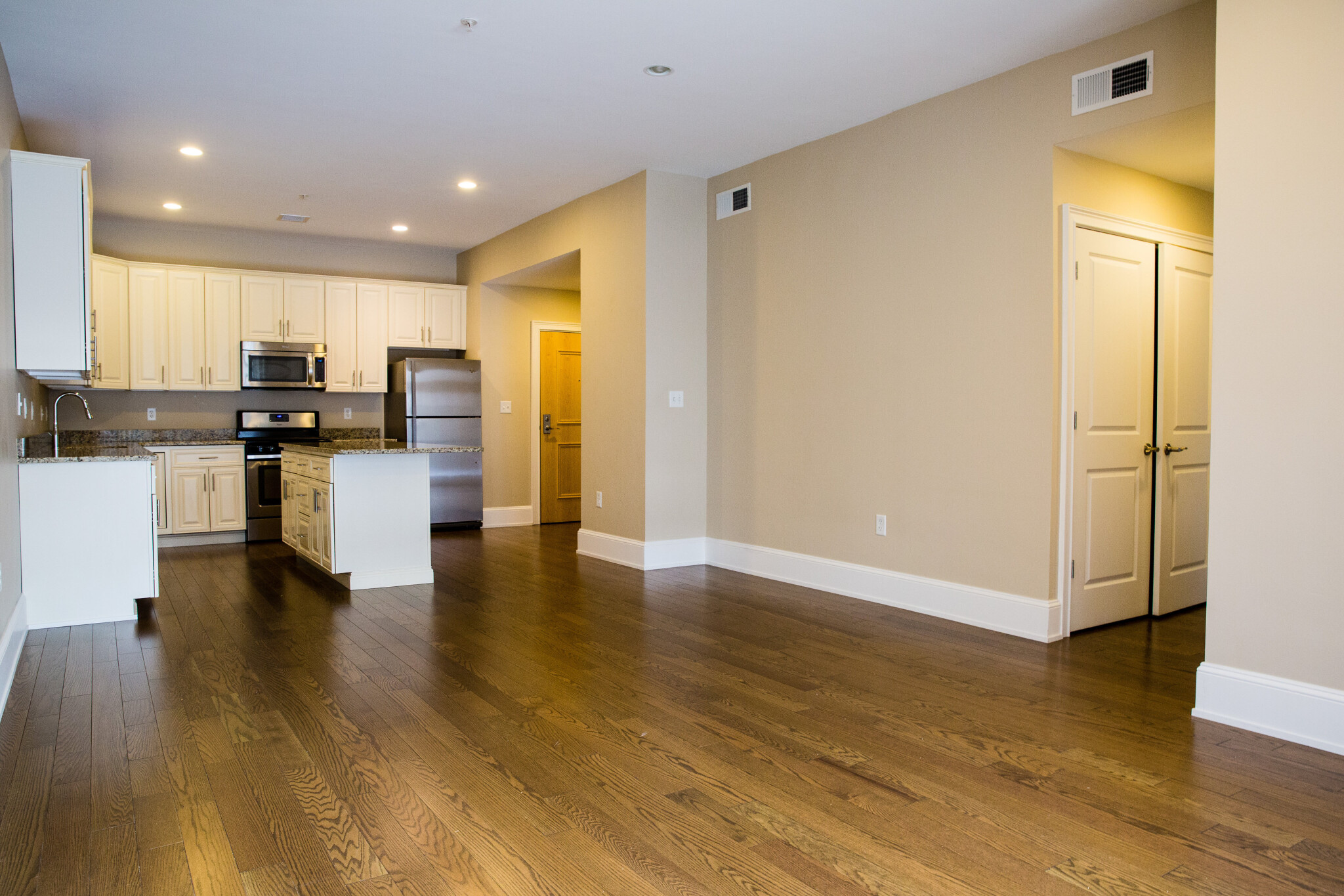 2 bed, 2 bath apartment for rent at 375 Market St Unit 212A, Brighton — photo 5 of 20