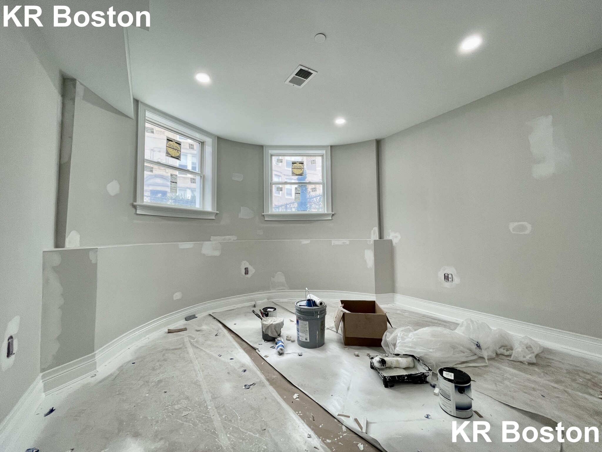4 bed, 2 bath apartment for rent at 13 Mount Hood Rd Unit 1, Brighton — photo 4 of 8