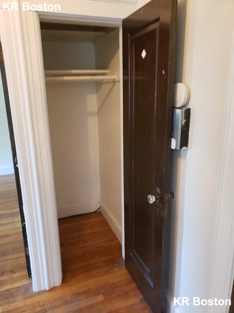 1 bed, 1 bath apartment for rent at 2044 Commonwealth Ave Unit 38, Brighton — photo 3 of 16