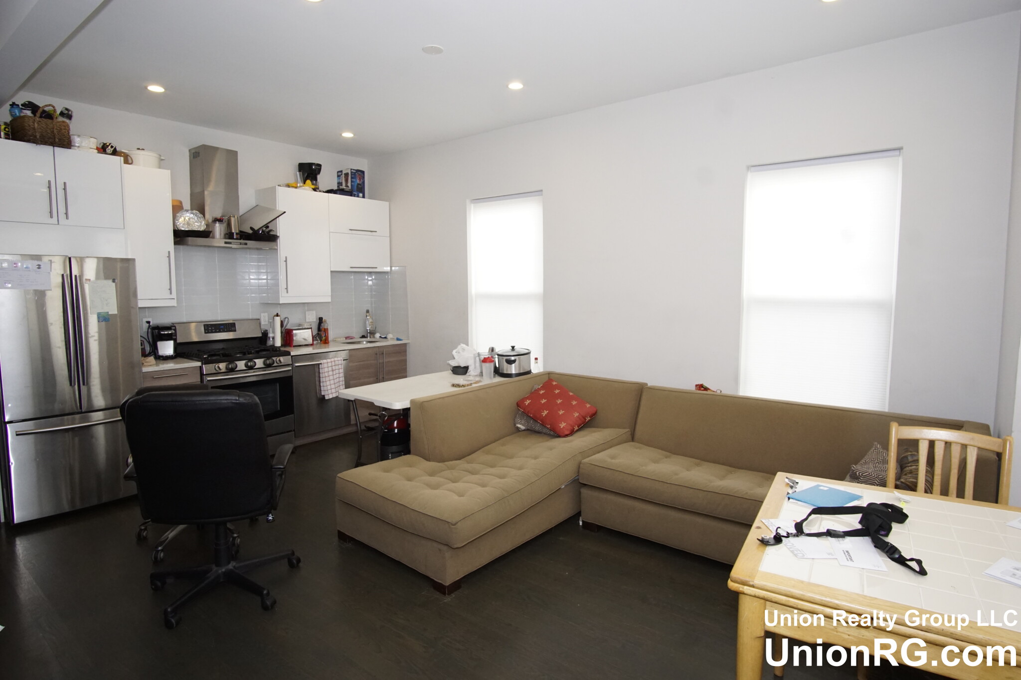 3 bed, 2 bath apartment for rent at 78 Forest St Unit 1, Roxbury — photo 5 of 36