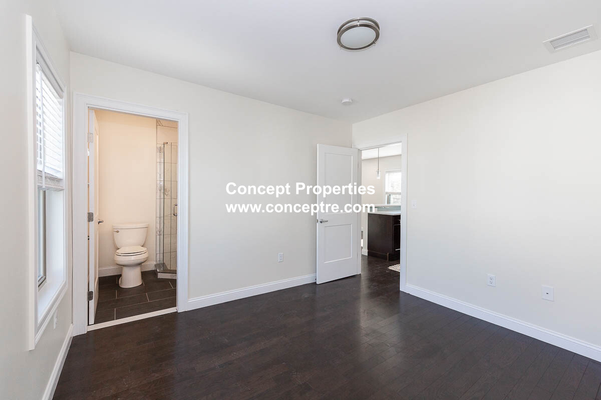 4 bed, 4+ bath apartment for rent at 39 Harvard St Unit 2, Charlestown — photo 7 of 20