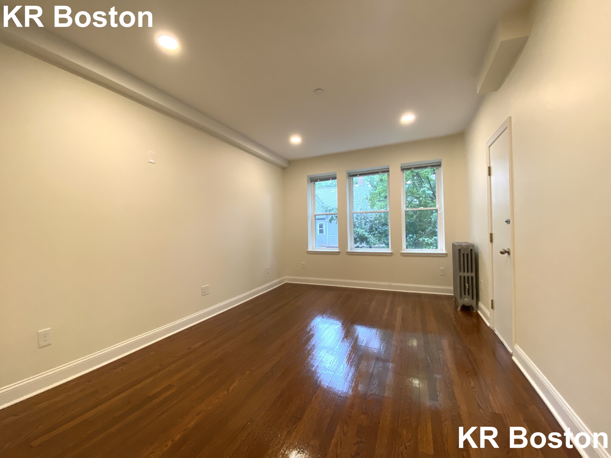 1 bed, 1 bath apartment for rent at 115 Sutherland Rd Unit E, Brighton — photo 2 of 13