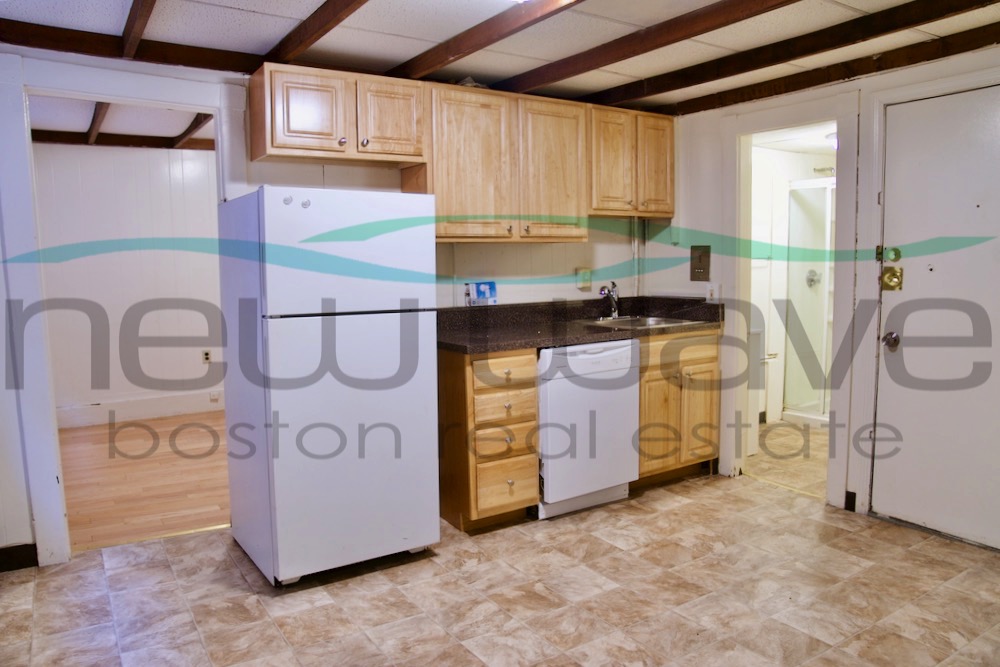 Studio bed, 1 bath apartment for rent at 232 Cambridge St Unit 10, Beacon Hill — photo 1 of 7