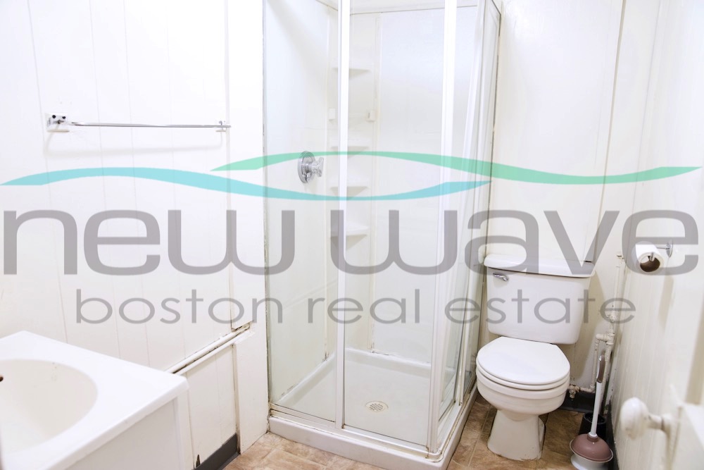 Studio bed, 1 bath apartment for rent at 232 Cambridge St Unit 10, Beacon Hill — photo 4 of 7