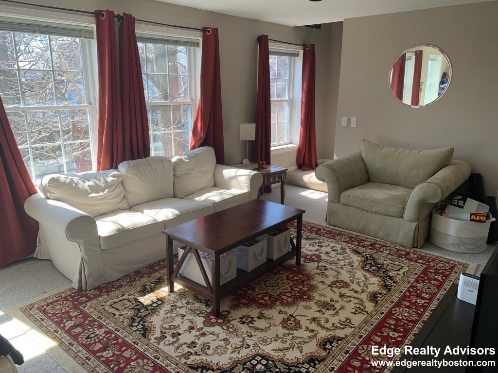 4 bed, 2.5 bath apartment for rent at 16 Lanark Rd Unit 1, Brighton — photo 1 of 5