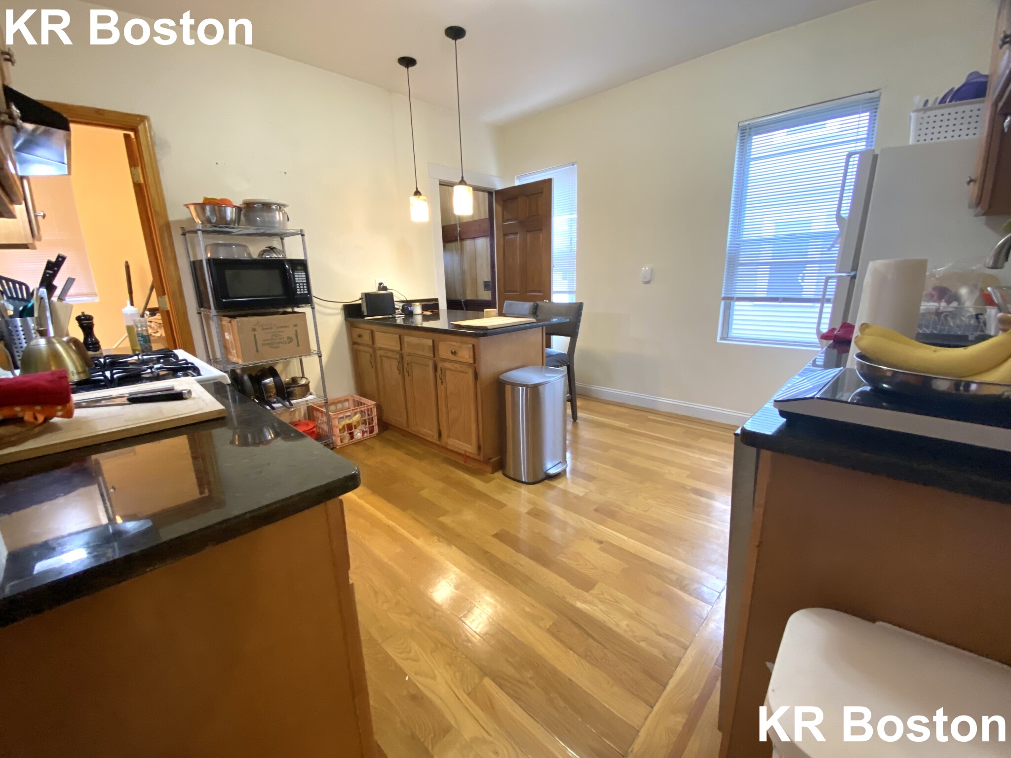 3 bed, 1.5 bath apartment for rent at 47 Easton St Unit 2, Allston — photo 43 of 46