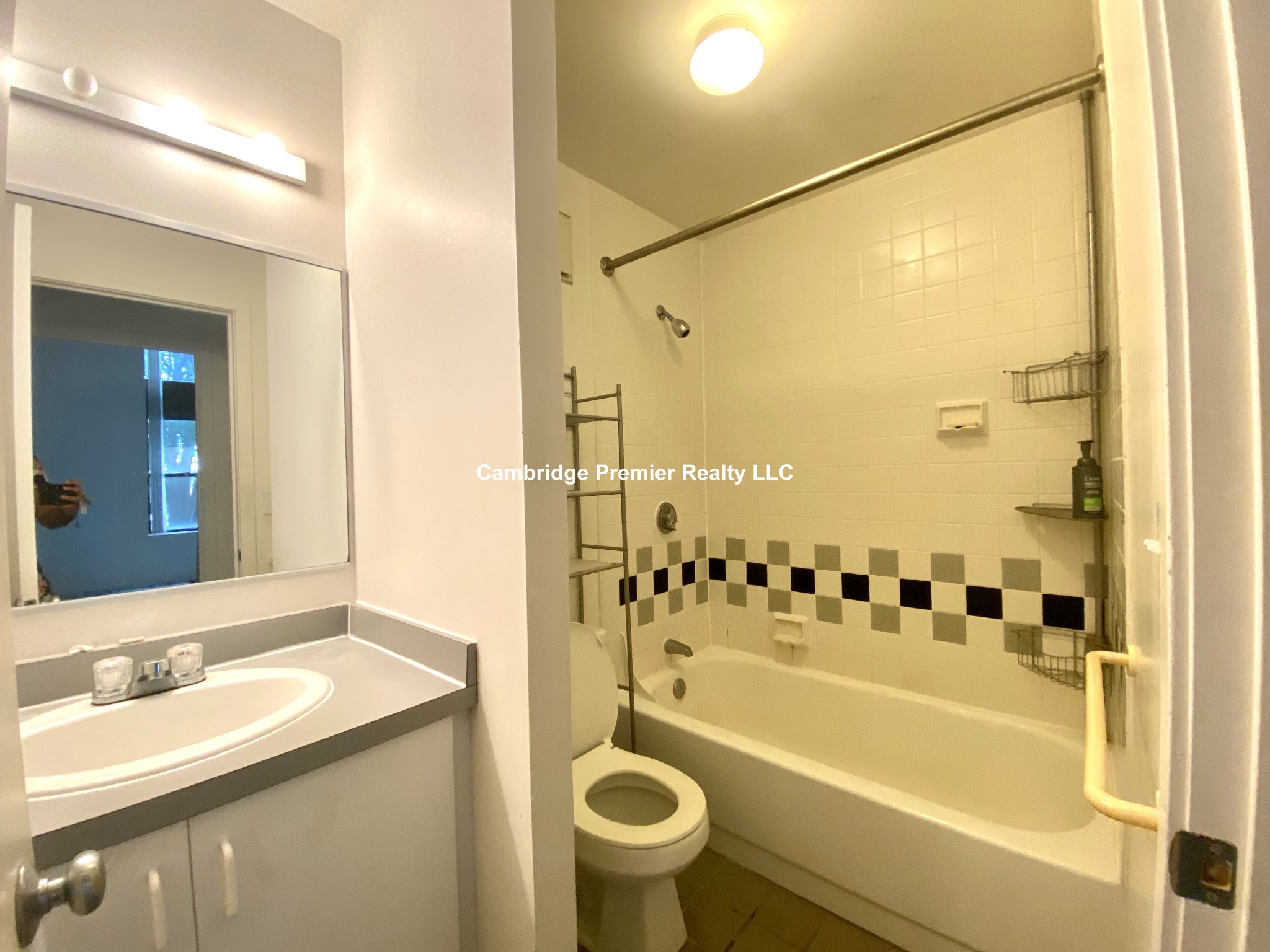 71 Fulkerson St, East Cambridge