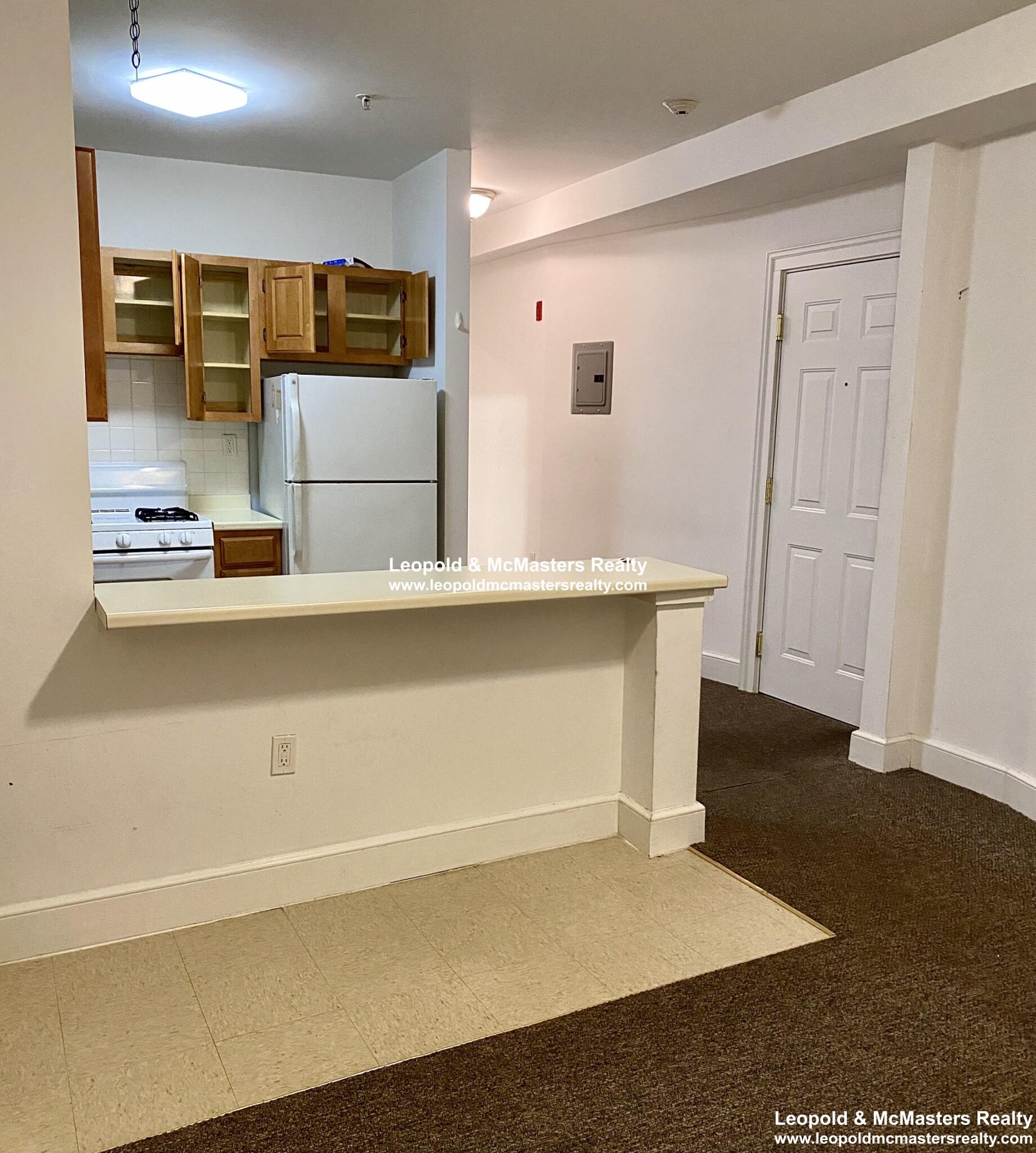 1 bed, 1 bath apartment for rent at 464 Salem St Unit 8, Medford — photo 2 of 11