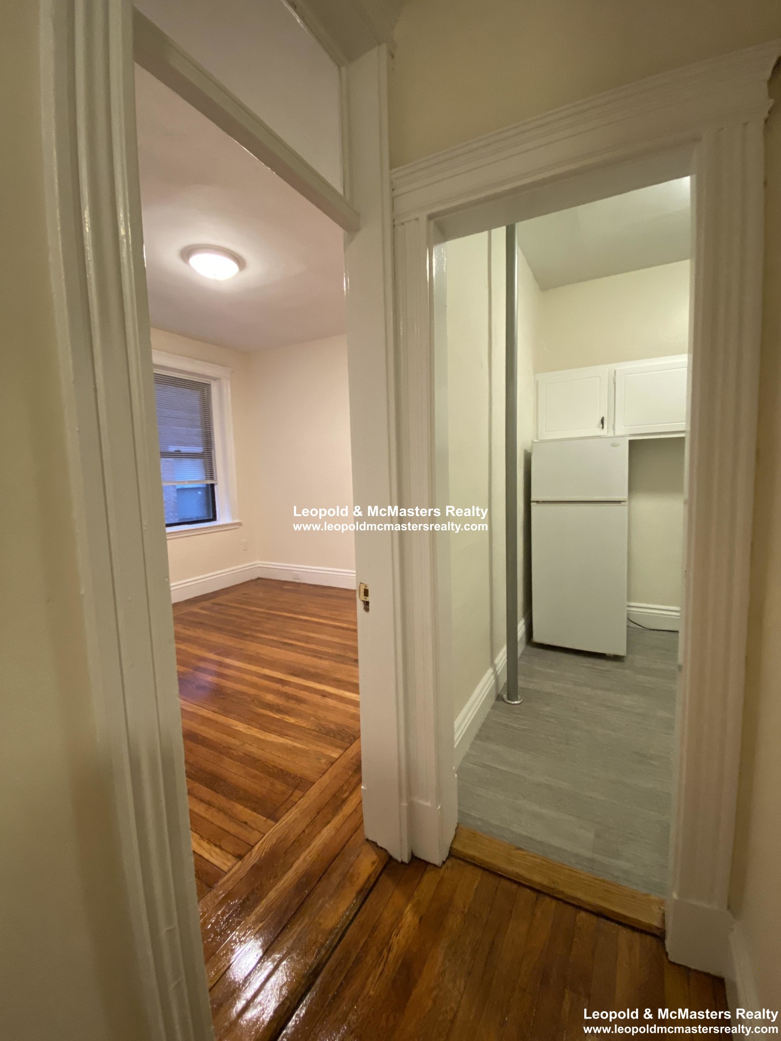 Studio bed, 1 bath apartment for rent at 28 Park Dr Unit 10, Fenway — photo 8 of 10