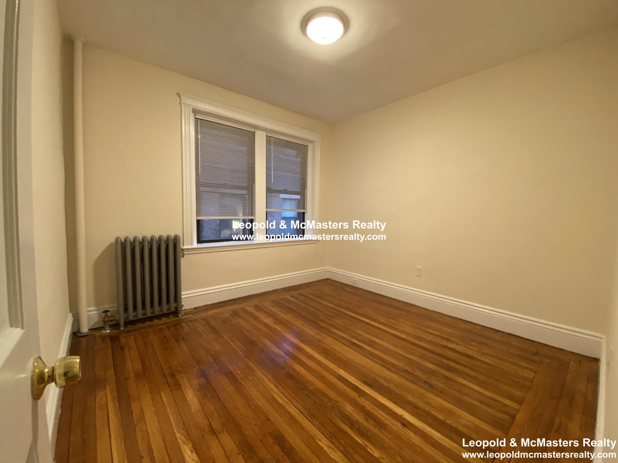 Studio bed, 1 bath apartment for rent at 28 Park Dr Unit 10, Fenway — photo 1 of 10