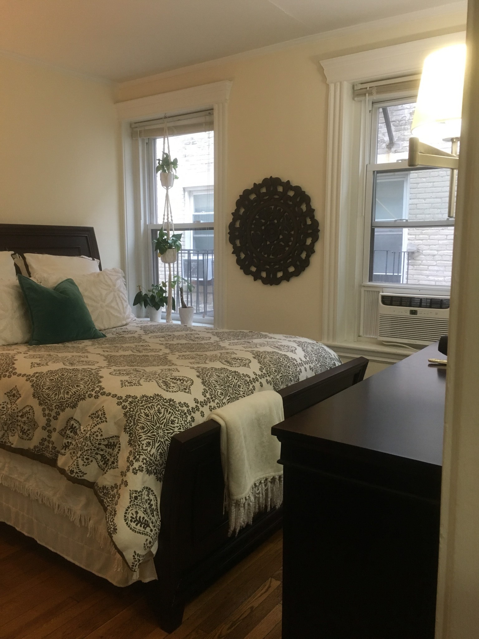 Studio bed, 1 bath apartment for rent at 352 Riverway Unit 18, Mission Hill — photo 2 of 6