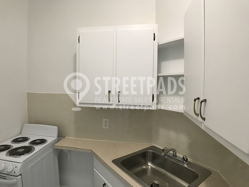 Studio bed, 1 bath apartment for rent at 1539 Beacon St Unit 23, Coolidge Corner — photo 2 of 14