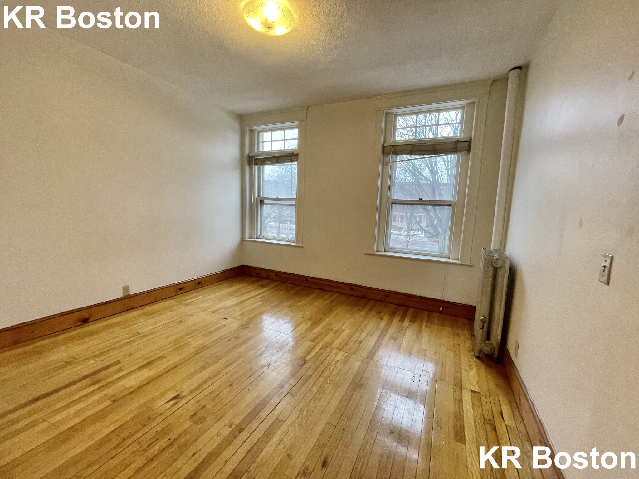 5 bed, 2 bath apartment for rent at 1907 Beacon St Unit 2, Chestnut Hill — photo 15 of 20