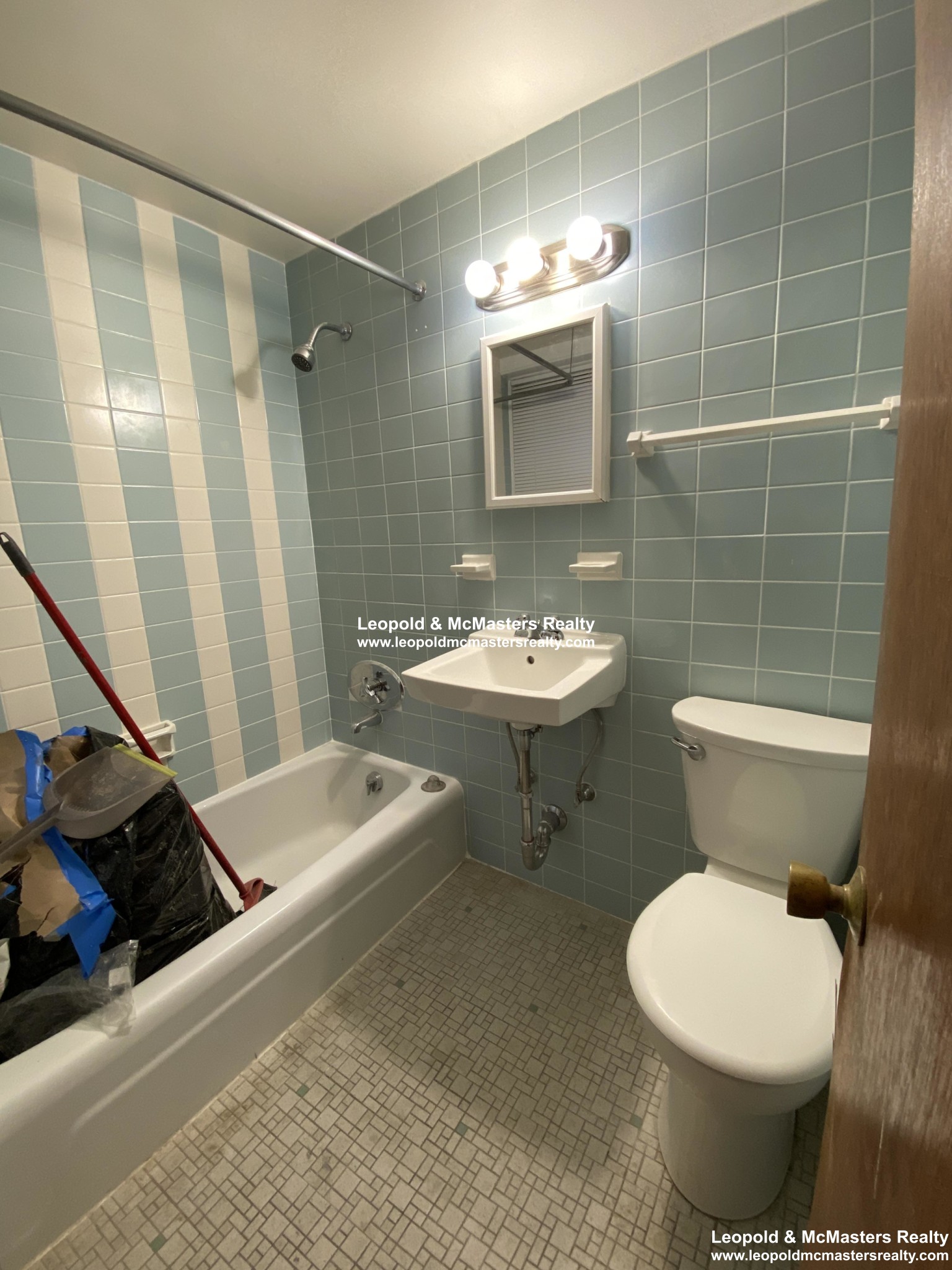 1 bed, 1 bath apartment for rent at 1315 Commonwealth Ave Unit 307U, Allston — photo 6 of 11