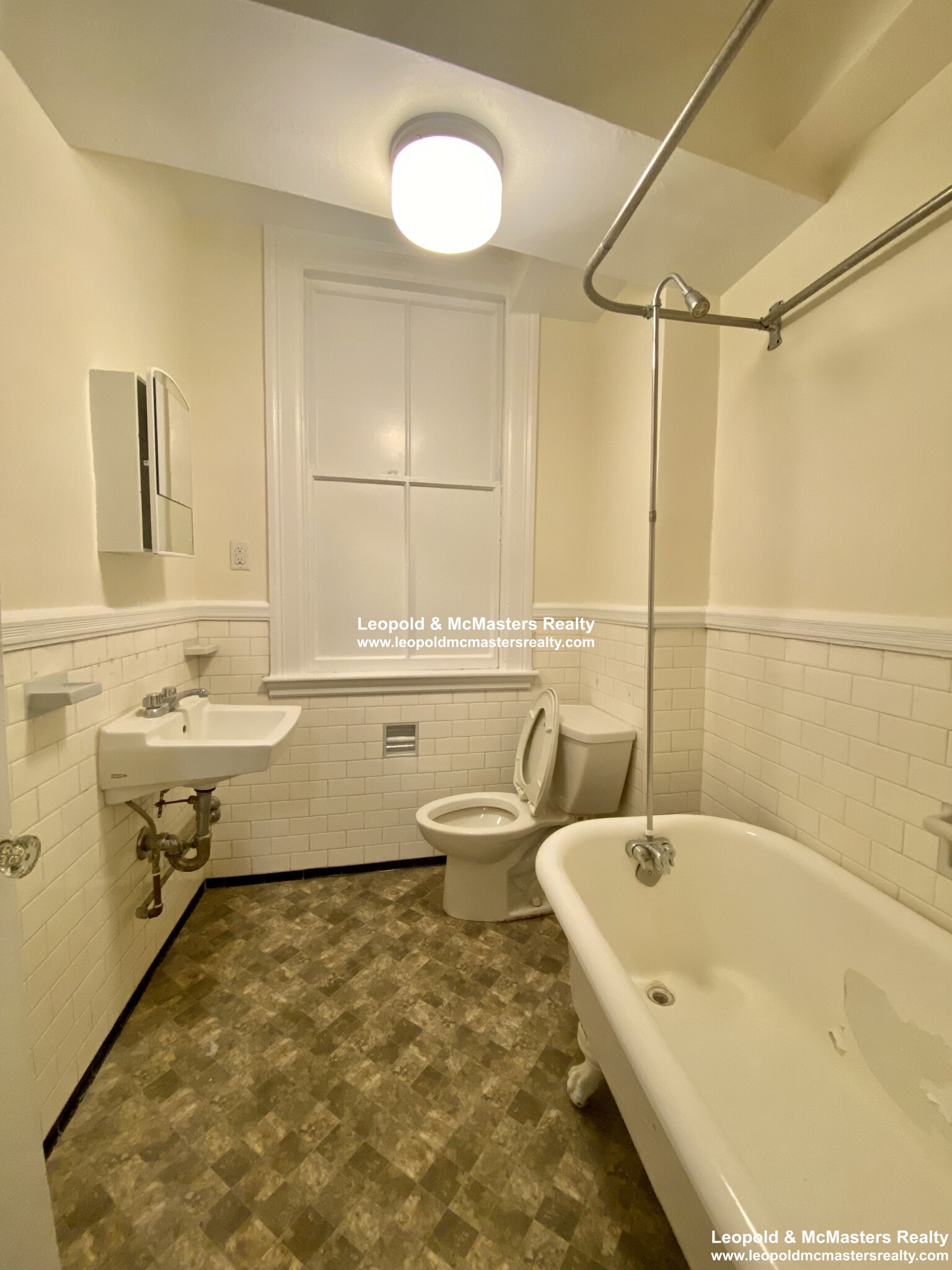 2 bed, 1 bath apartment for rent at 885 Massachusetts Ave Unit 25U, Mid Cambridge — photo 11 of 17