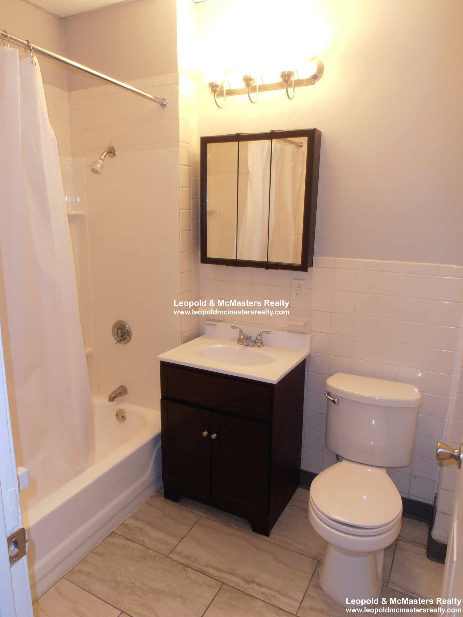 3 bed, 2 bath apartment for rent at 105 Sydney Unit 2 St., Dorchester — photo 11 of 14