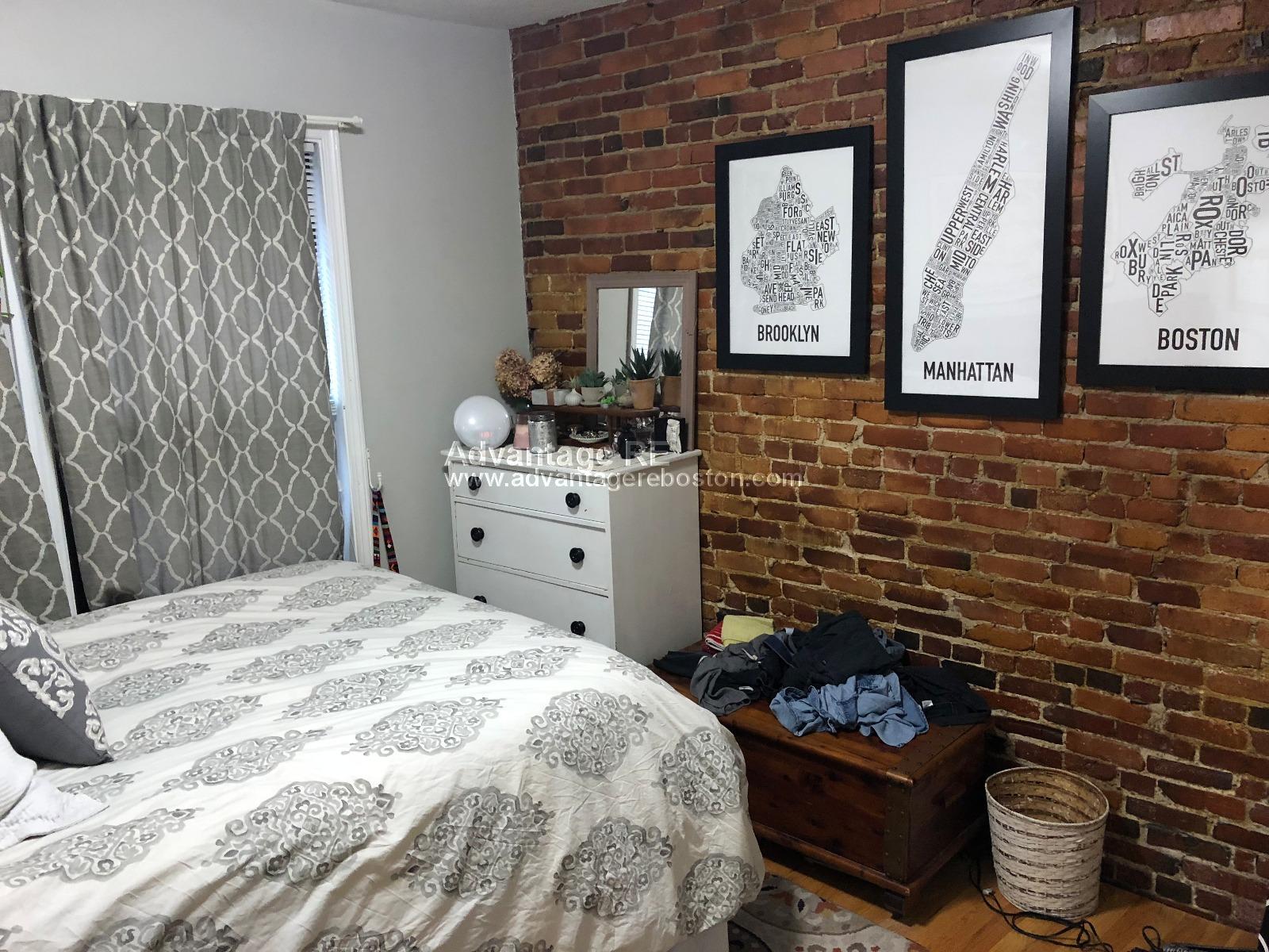 3 bed, 2 bath apartment for rent at 37 Sheafe St Unit 3, North End — photo 7 of 9