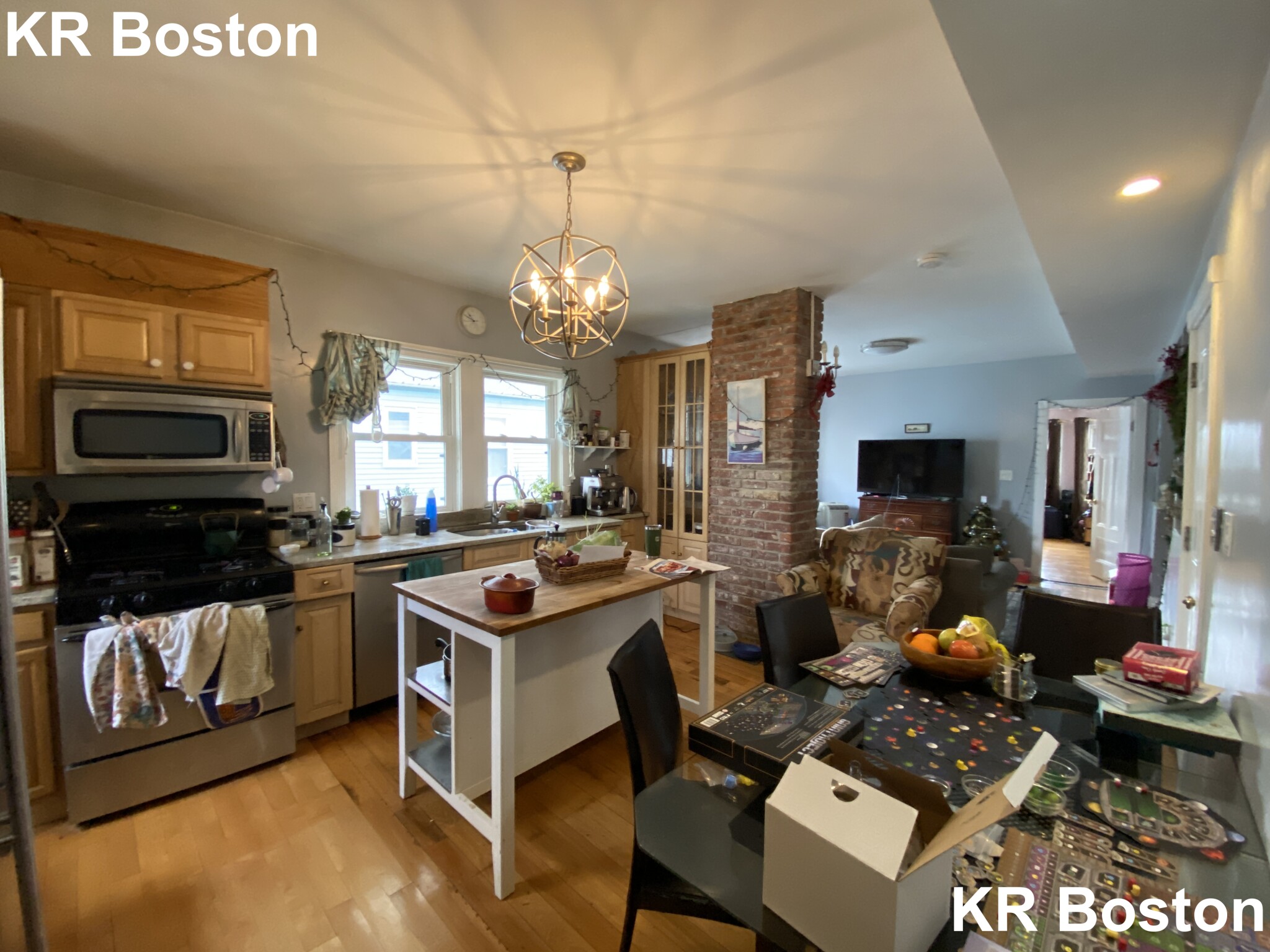 4 bed, 2.5 bath apartment for rent at 5 Holman St Unit 2, Allston — photo 1 of 7