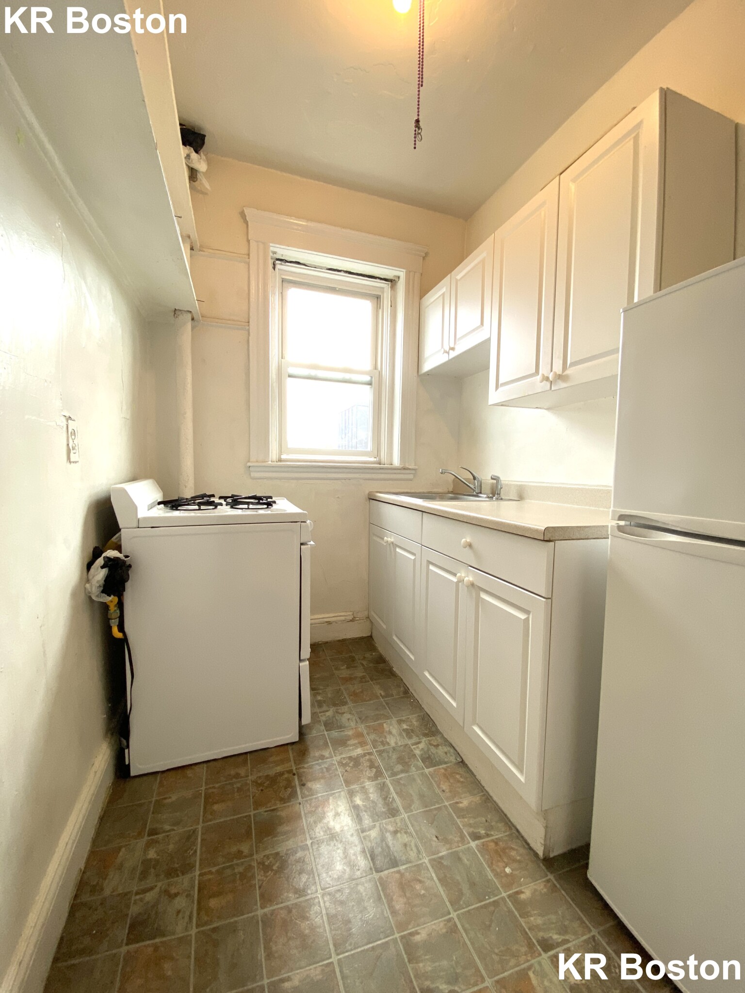 1 split bed, 1 bath apartment for rent at 1440 Commonwealth Ave Unit 31, Brighton — photo 6 of 8