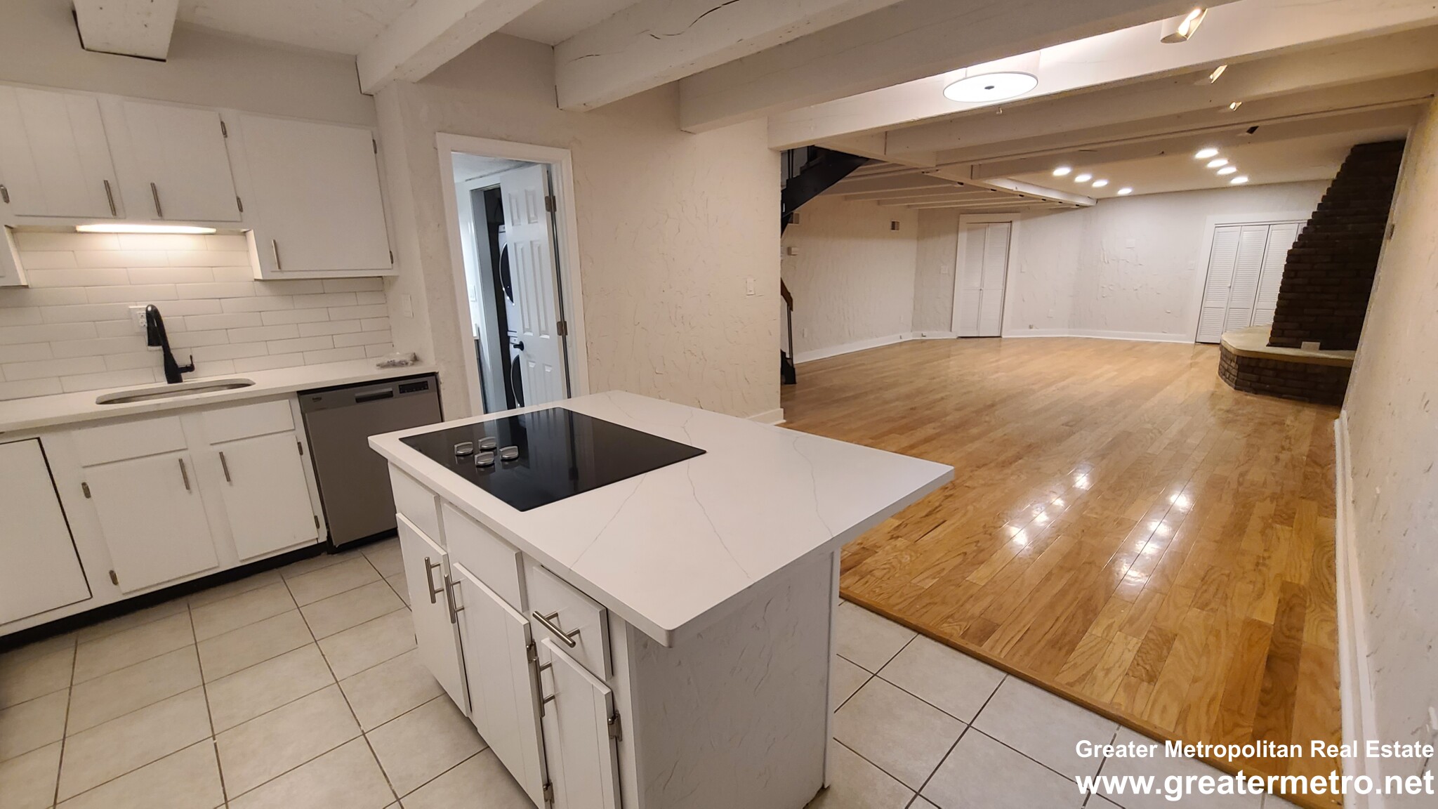 4 bed, 2 bath apartment for rent at 129 Fulton St Unit 1, North End — photo 6 of 25