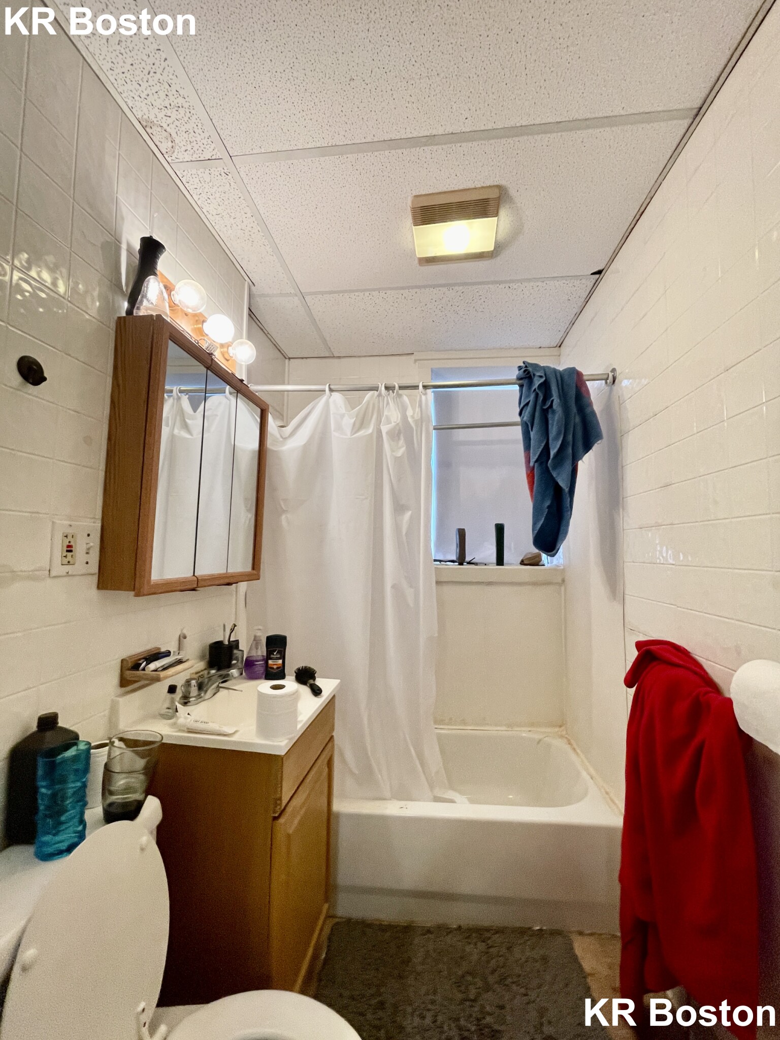 1 split bed, 1 bath apartment for rent at 60 Chiswick Rd Unit 29, Brighton — photo 4 of 7